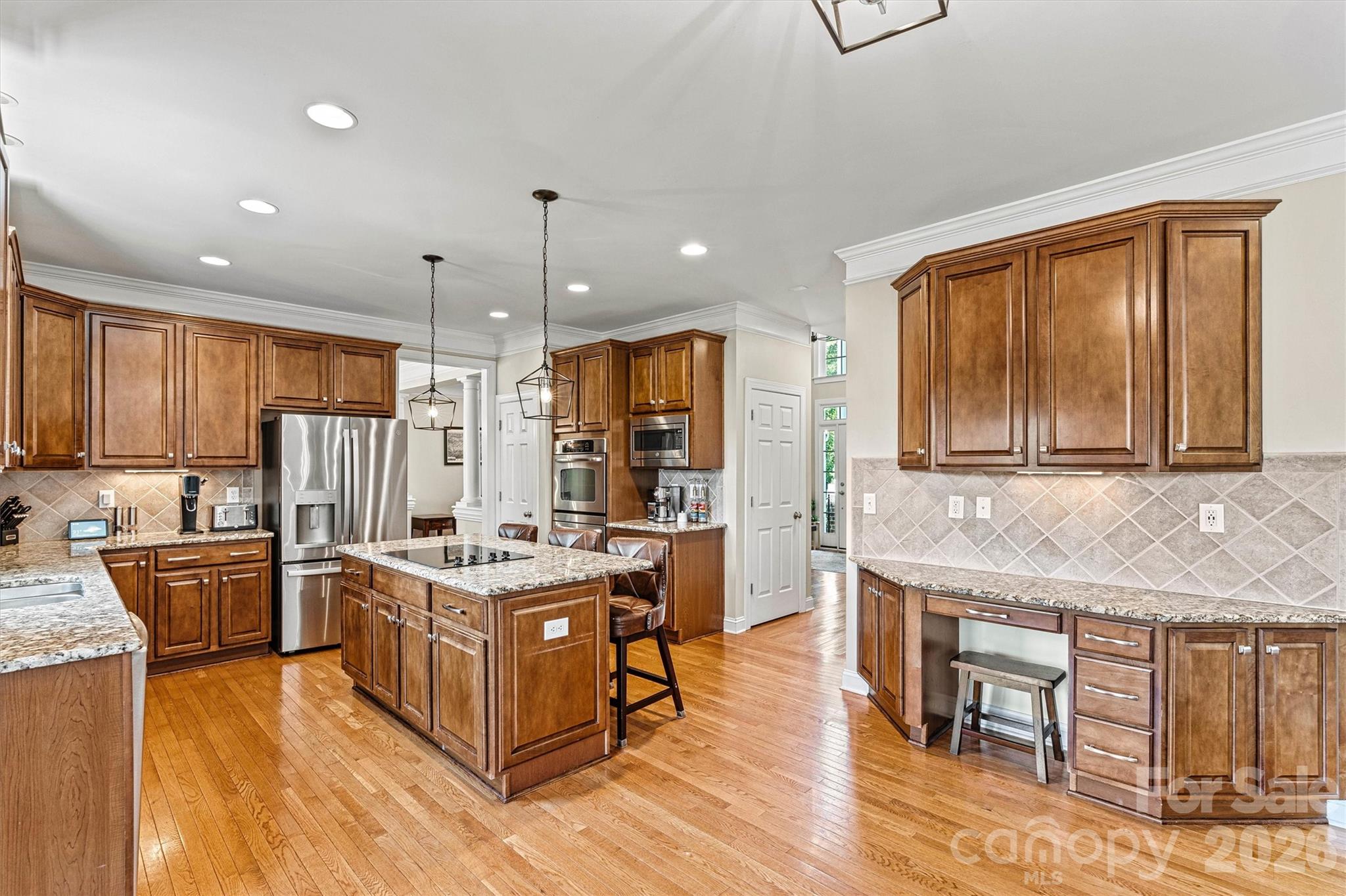 WESTPORT LAKESIDE - Residential