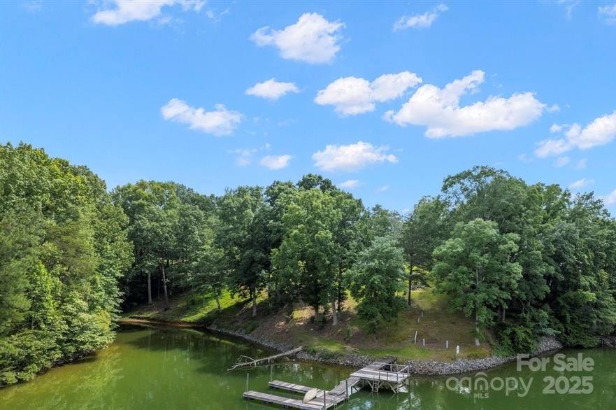 120 Saxton Trail