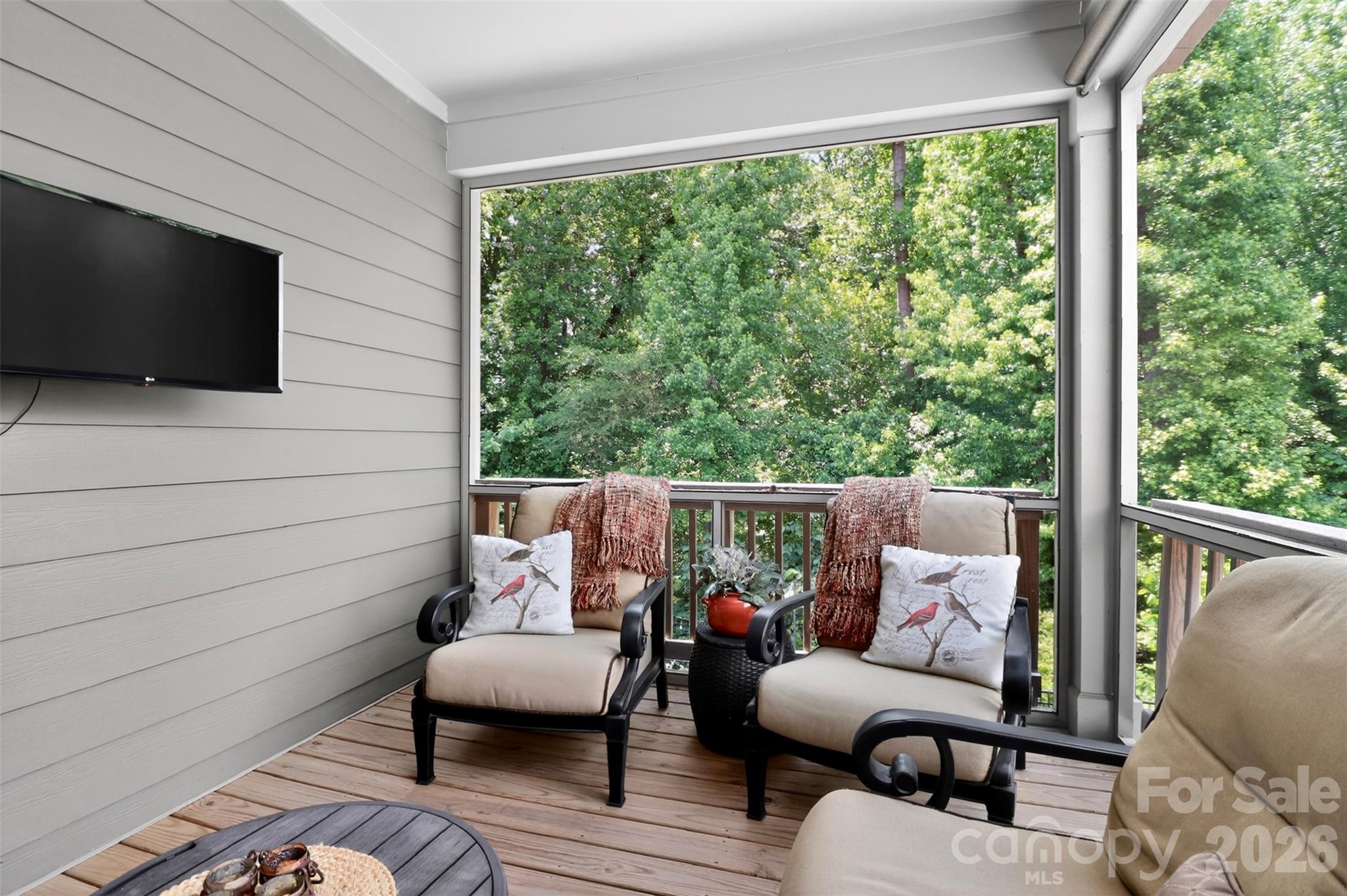 Solena at The Vineyards - Residential
