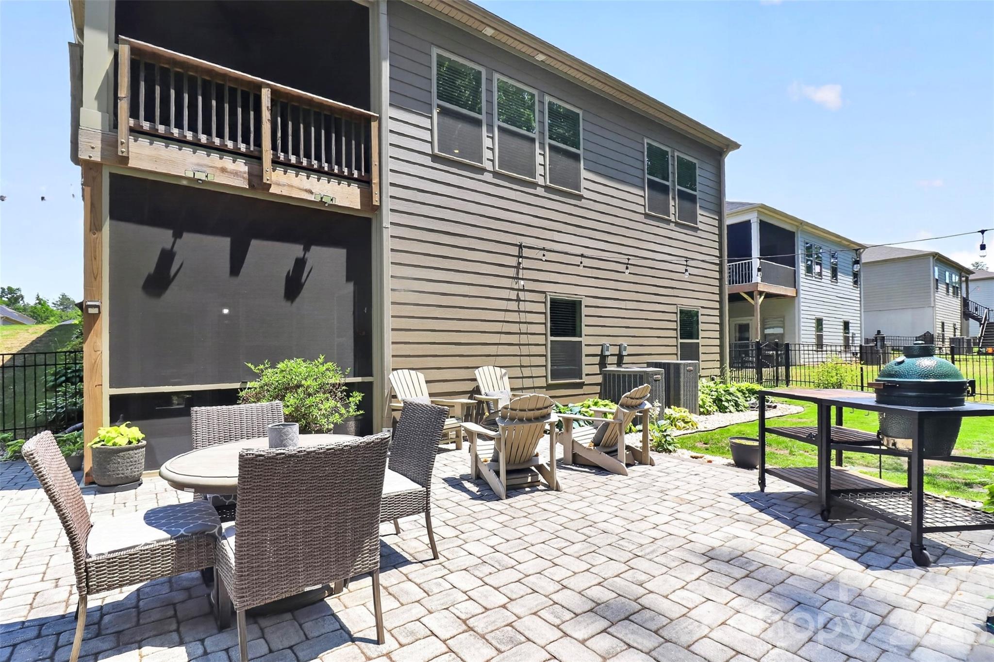 Solena at The Vineyards - Residential