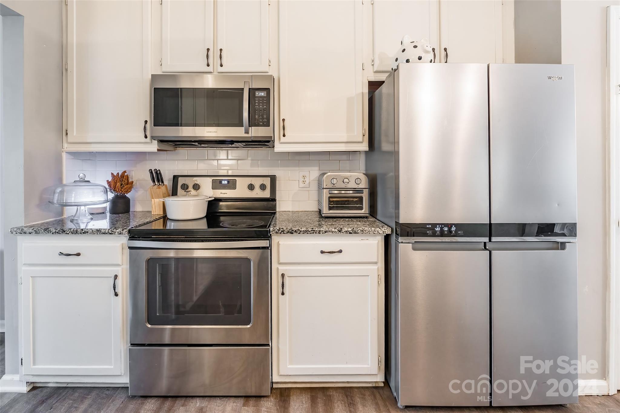 Knightsbridge - Residential