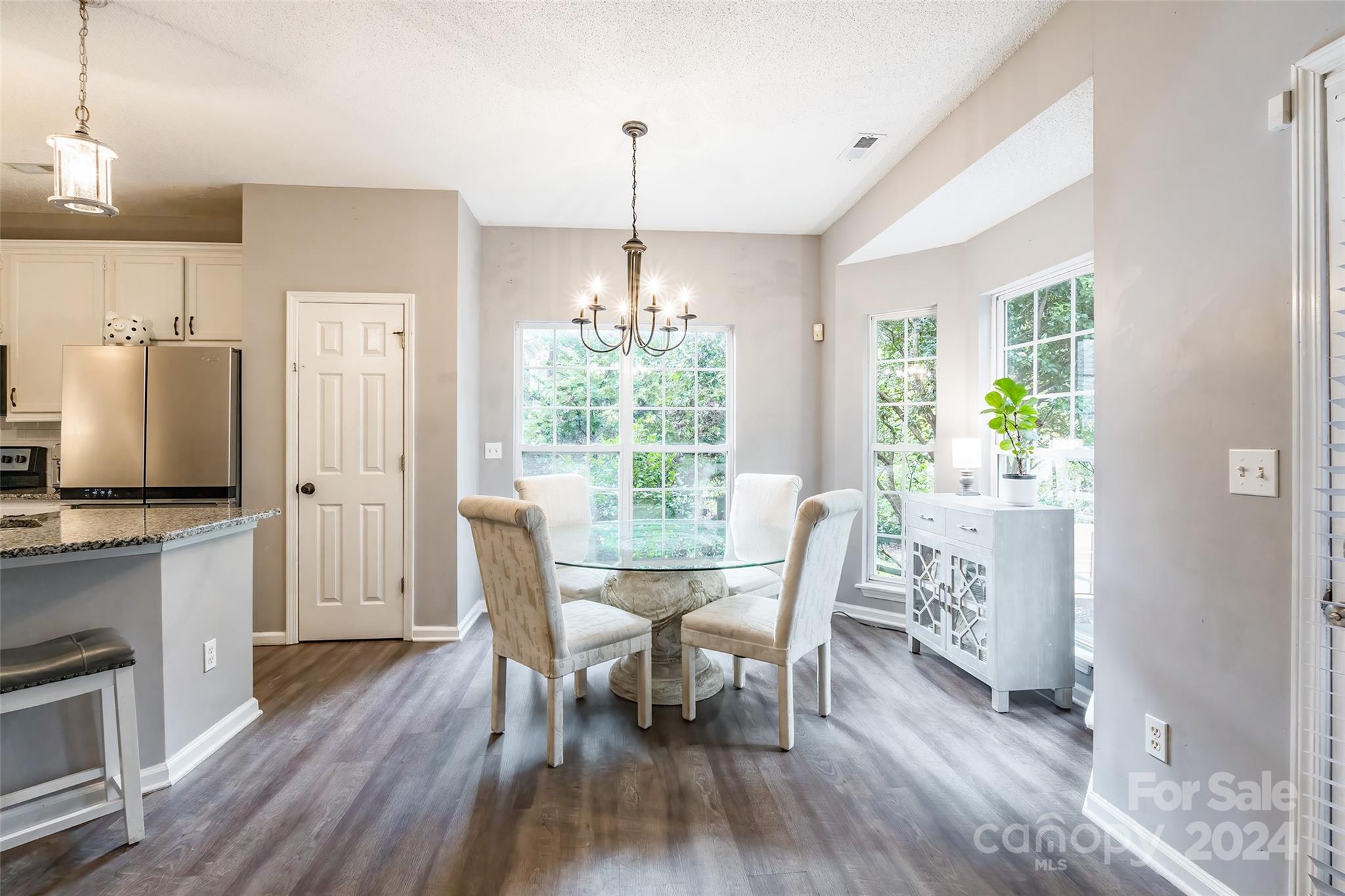 Knightsbridge - Residential