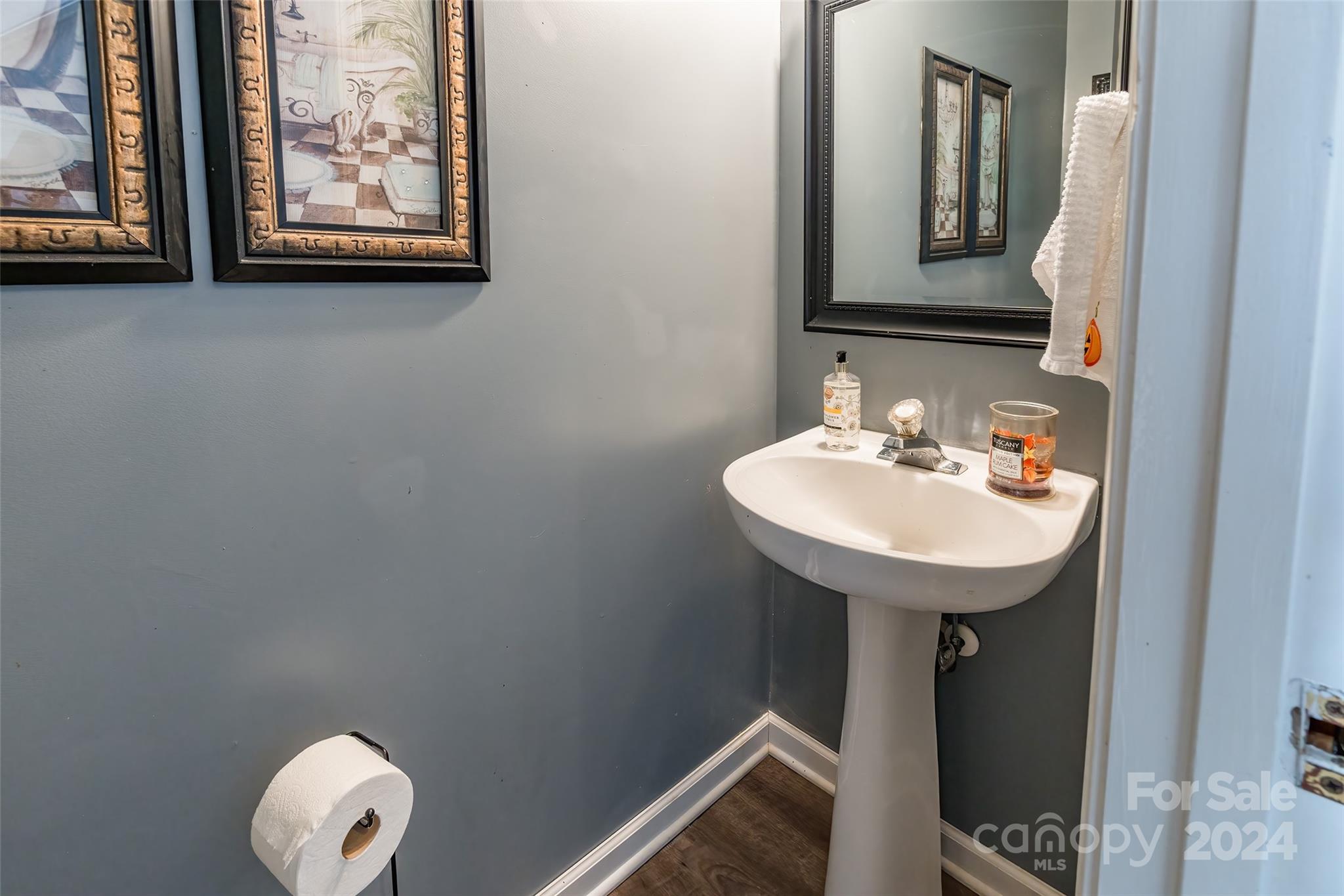 Knightsbridge - Residential