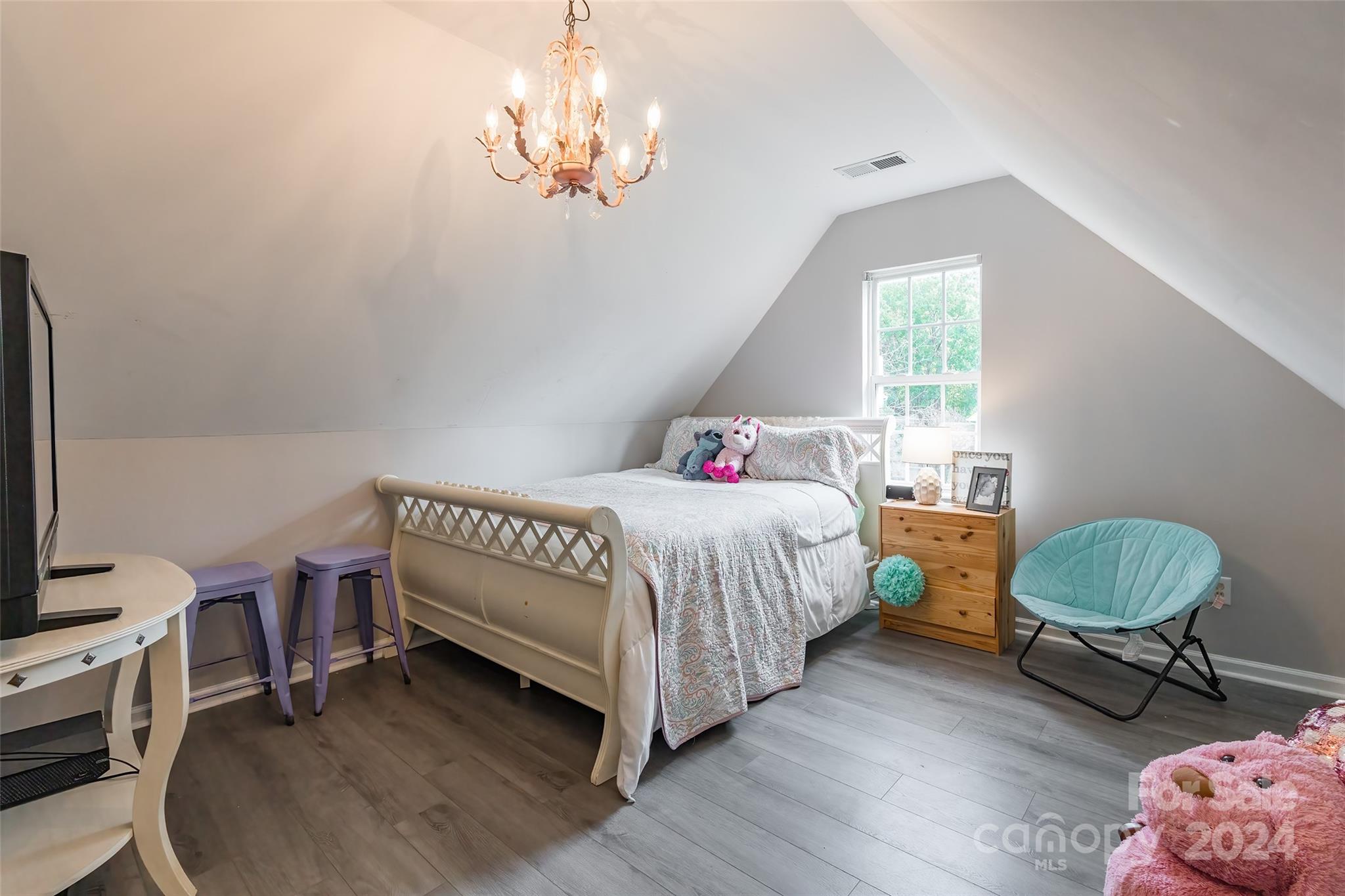 Knightsbridge - Residential