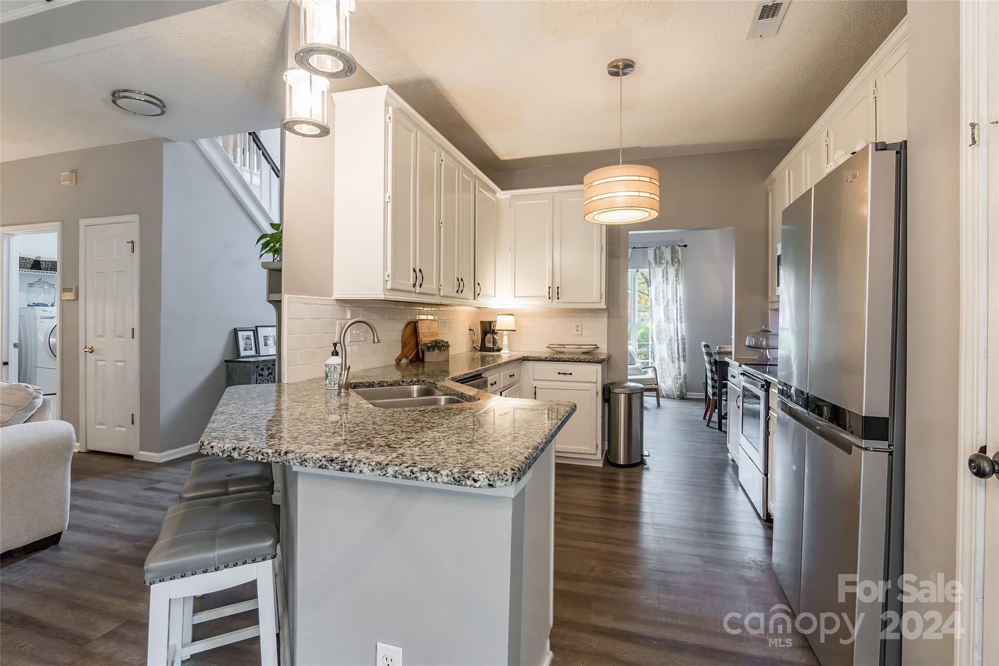 Knightsbridge - Residential