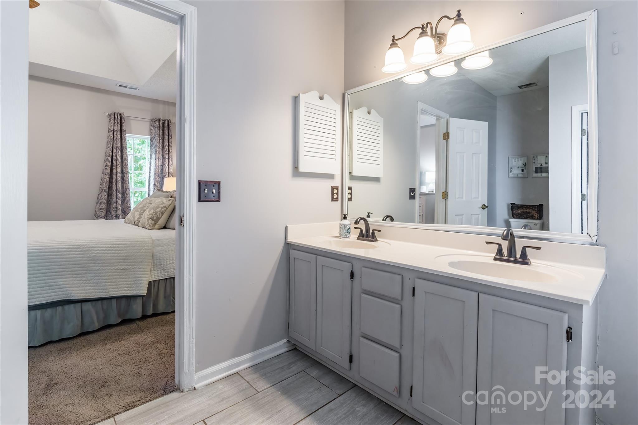 Knightsbridge - Residential