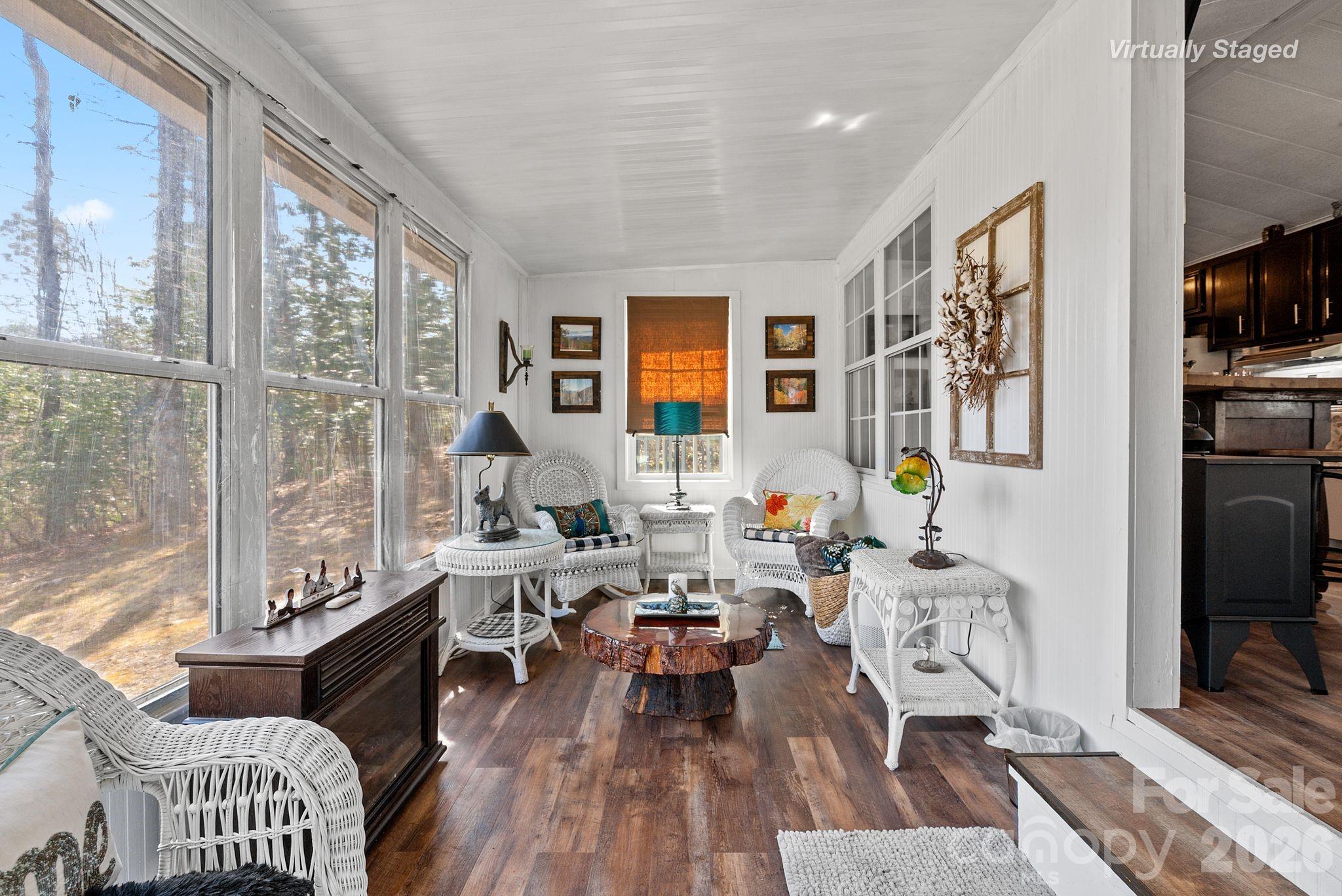 54 S Kimiko Lane