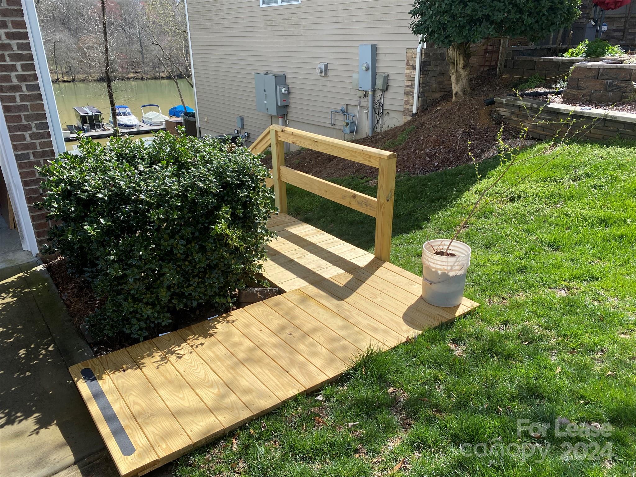 Riverfront - Residential Lease