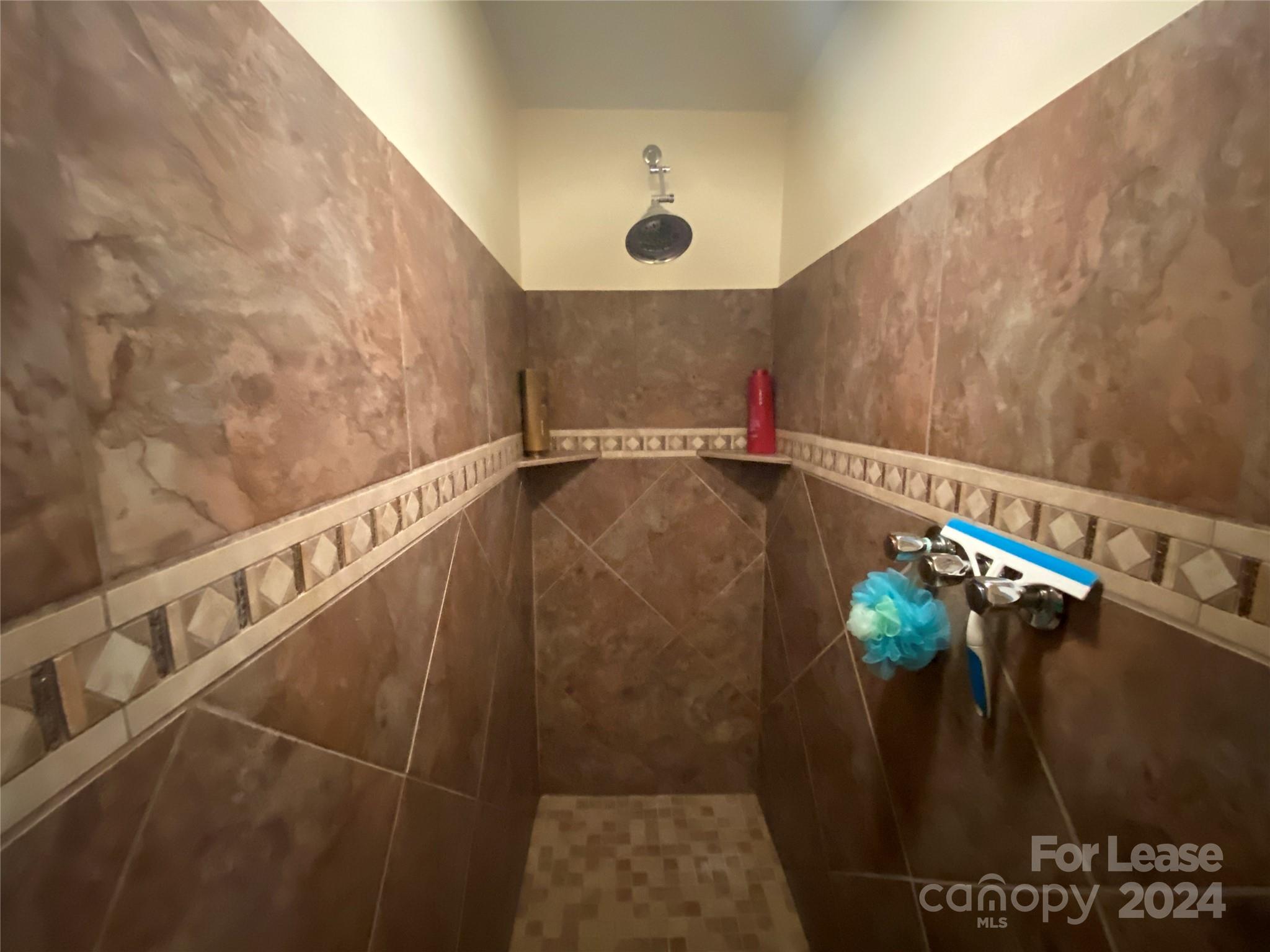 Riverfront - Residential Lease