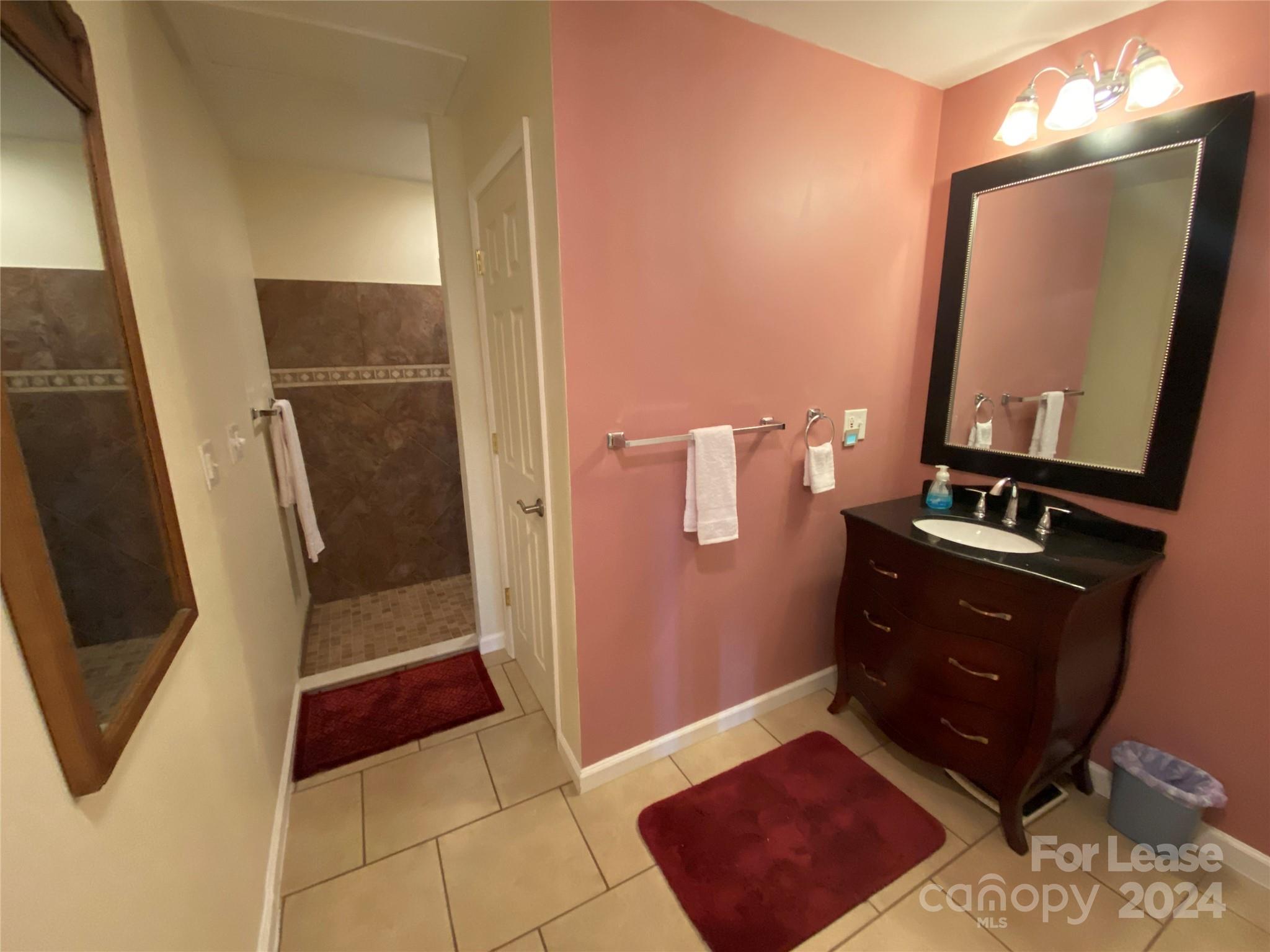 Riverfront - Residential Lease