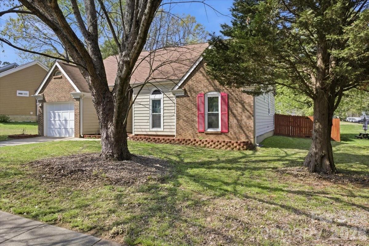 2917 Dellinger Drive