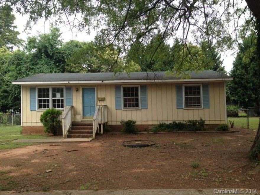 3 Bedroom 1 Bath Home in Heart of City. Features Covered Rear Deck, Front Porch, Partial Rear Fencing w Utility Bldg. In need of TLC. Property Sold As Is. Equal Housing Opportunity