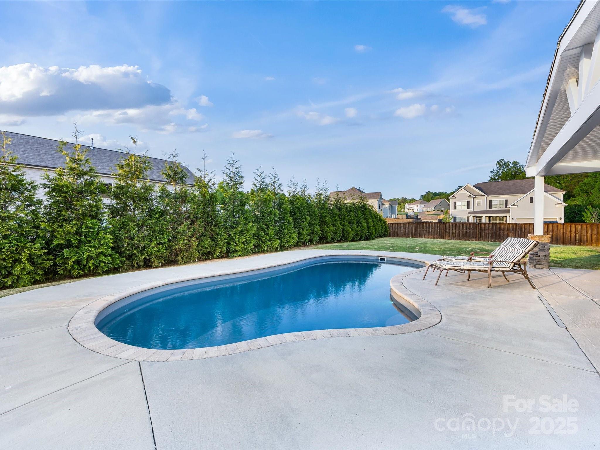 Pleasant Oaks - Residential