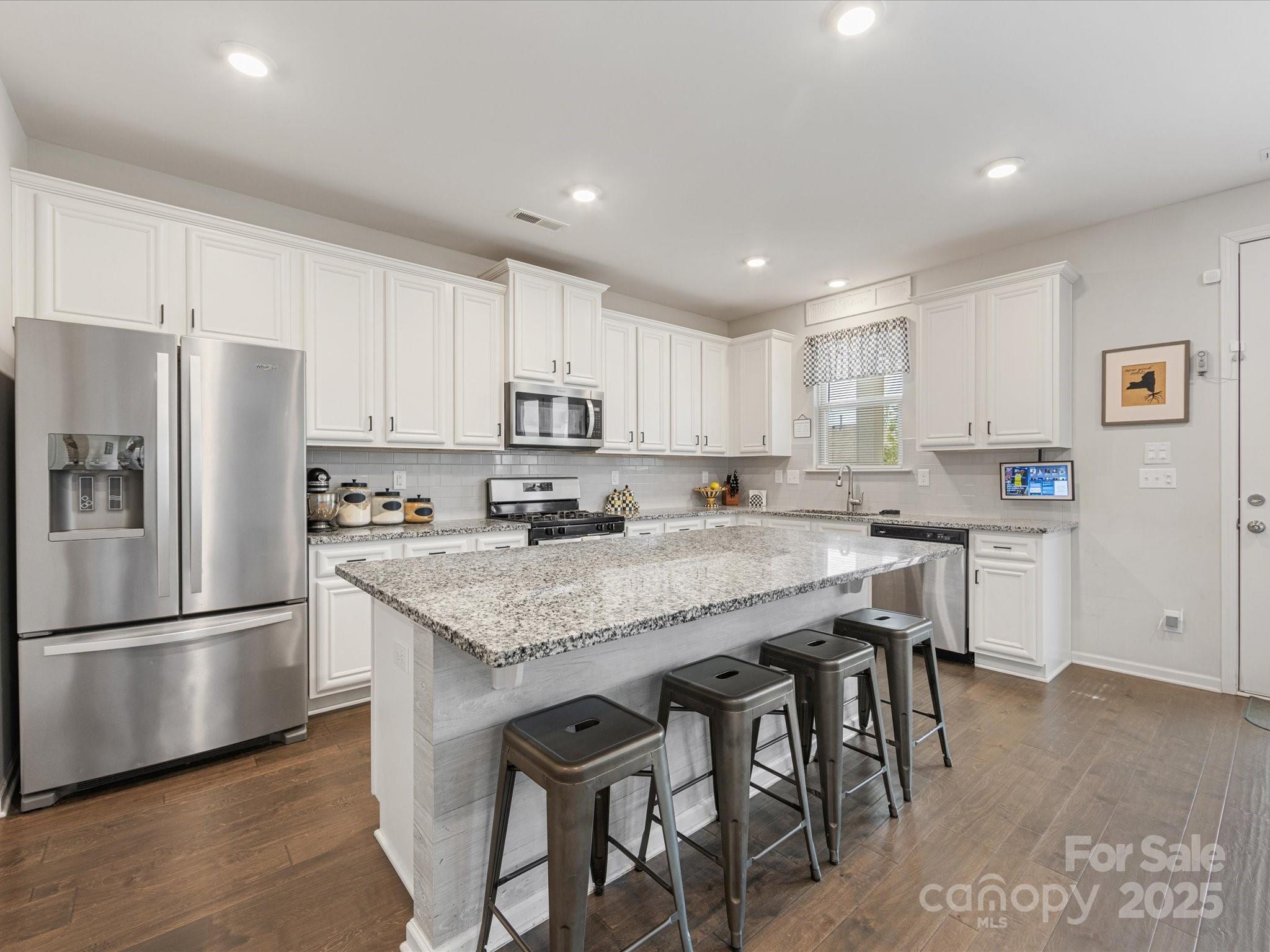 Pleasant Oaks - Residential