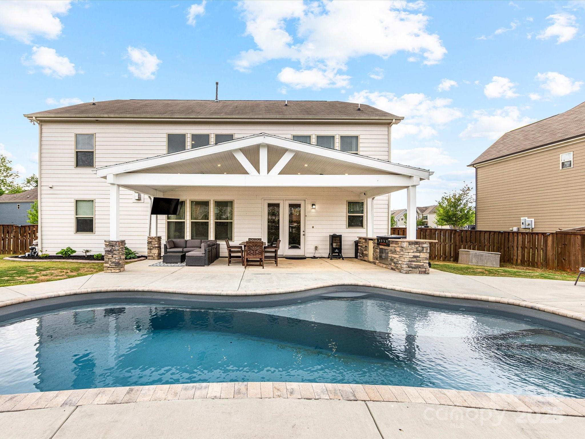 Pleasant Oaks - Residential