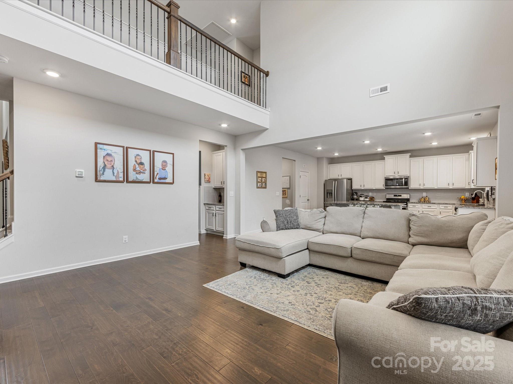 Pleasant Oaks - Residential