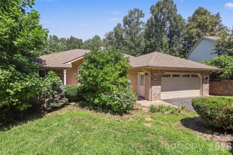 Photo of 7 Firestone Court, Etowah, NC 28729 (MLS # 4424060)