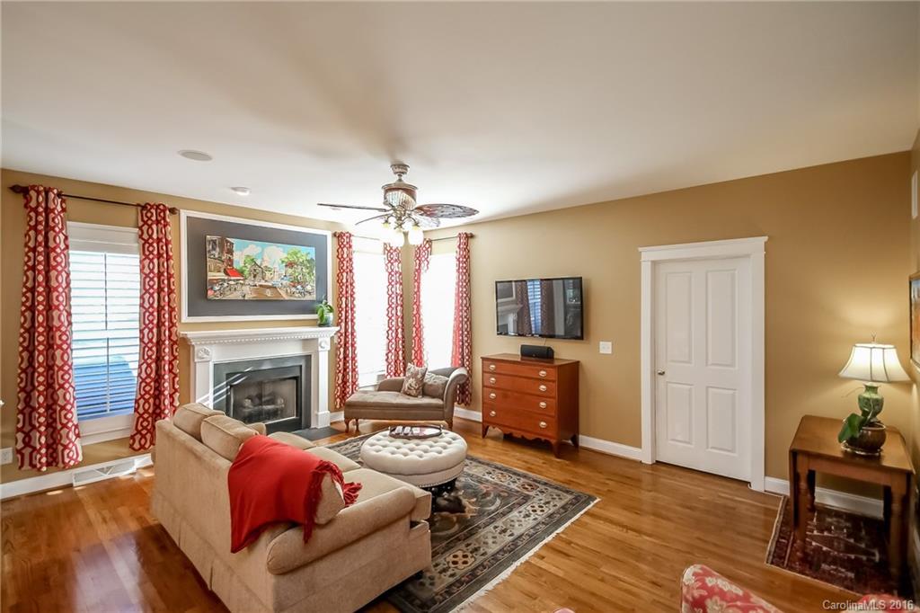 Lake Shore - Residential