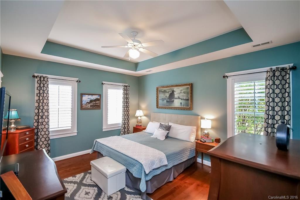 Lake Shore - Residential