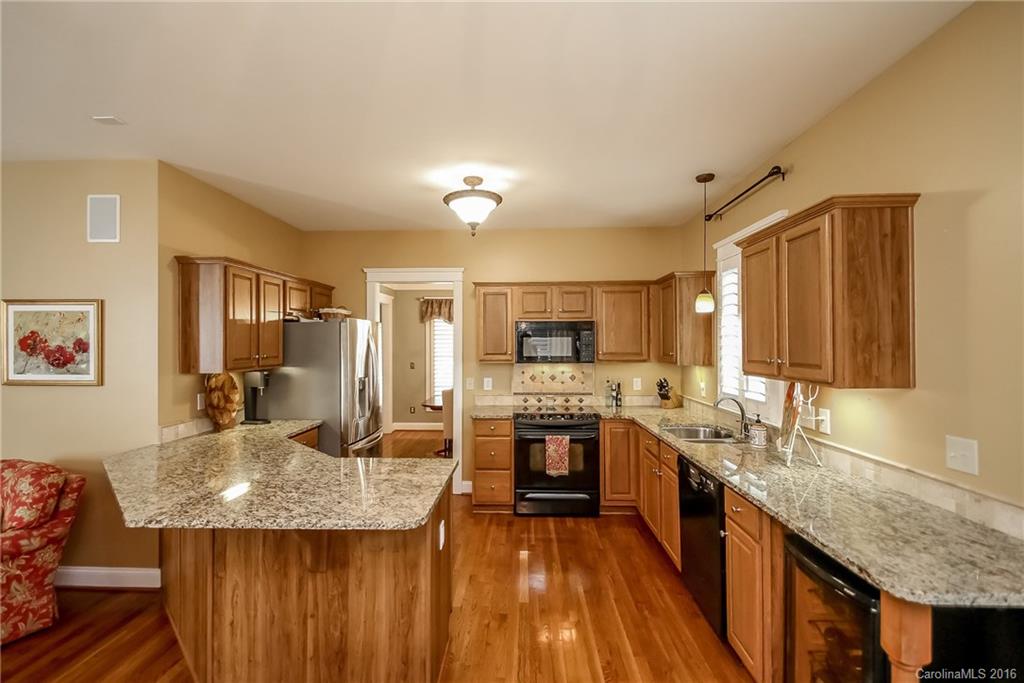 Lake Shore - Residential