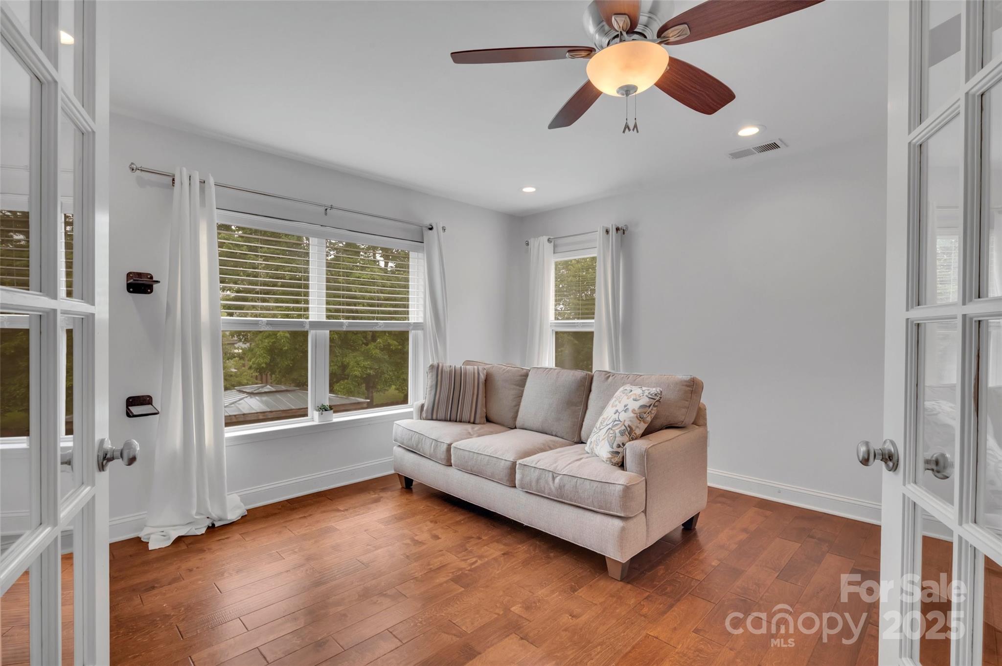 Madison Green - Residential