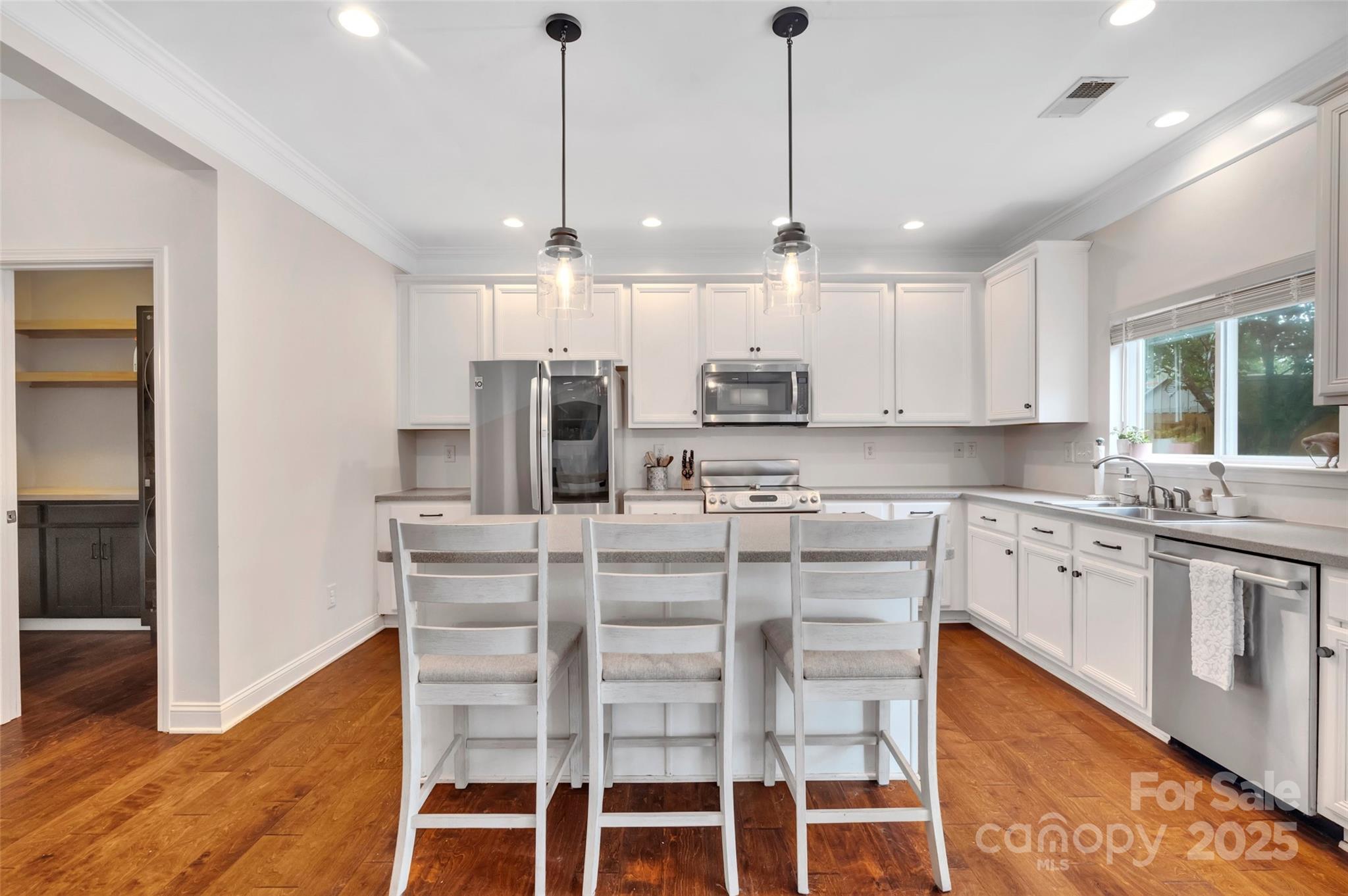 Madison Green - Residential