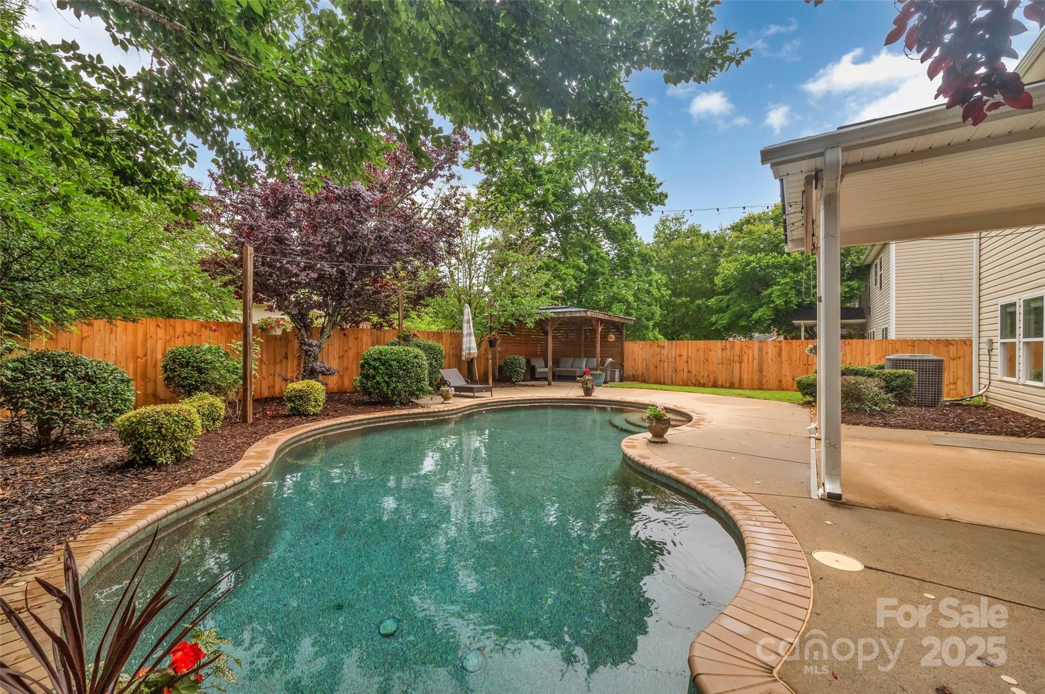 Madison Green - Residential