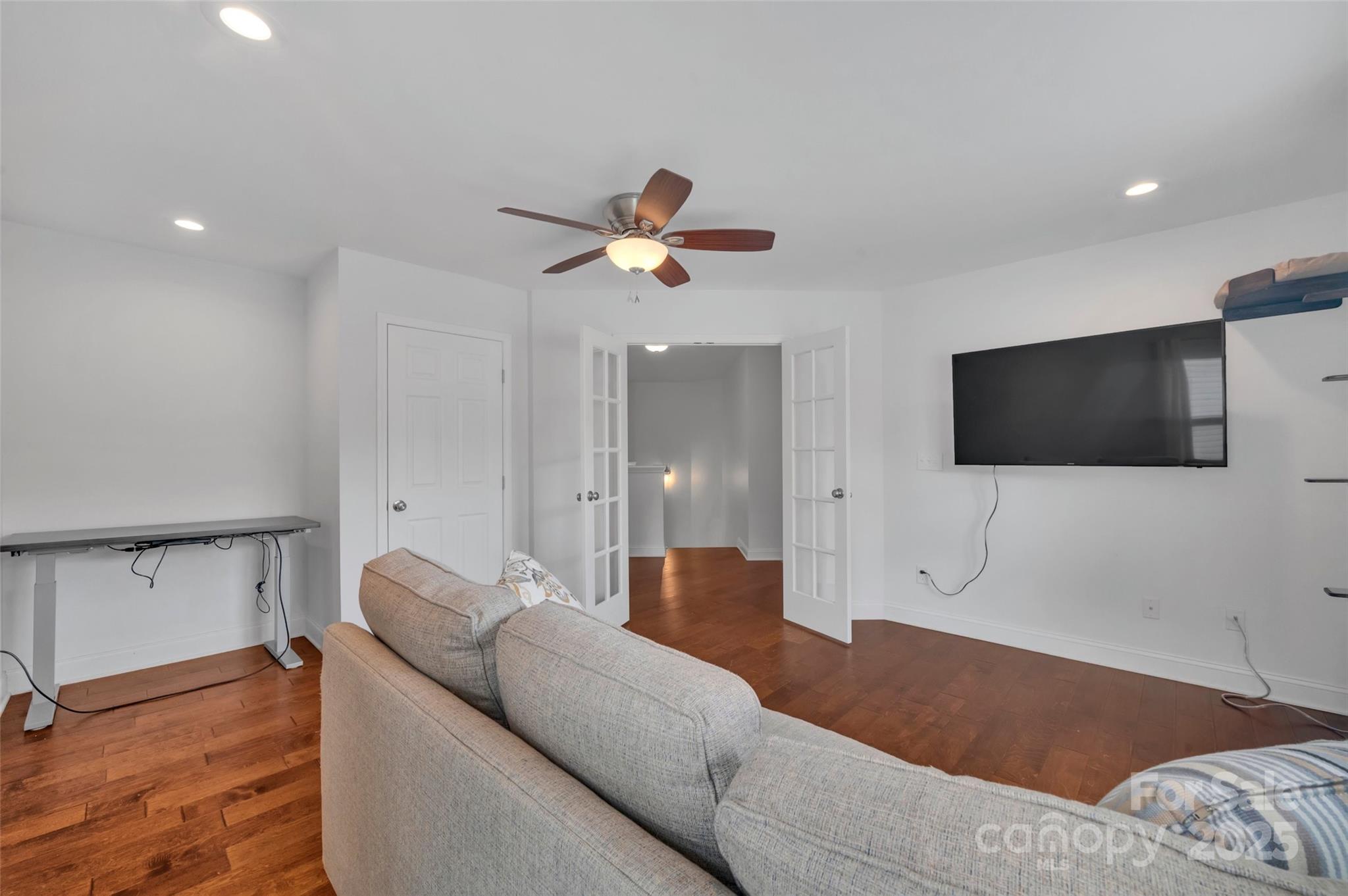 Madison Green - Residential