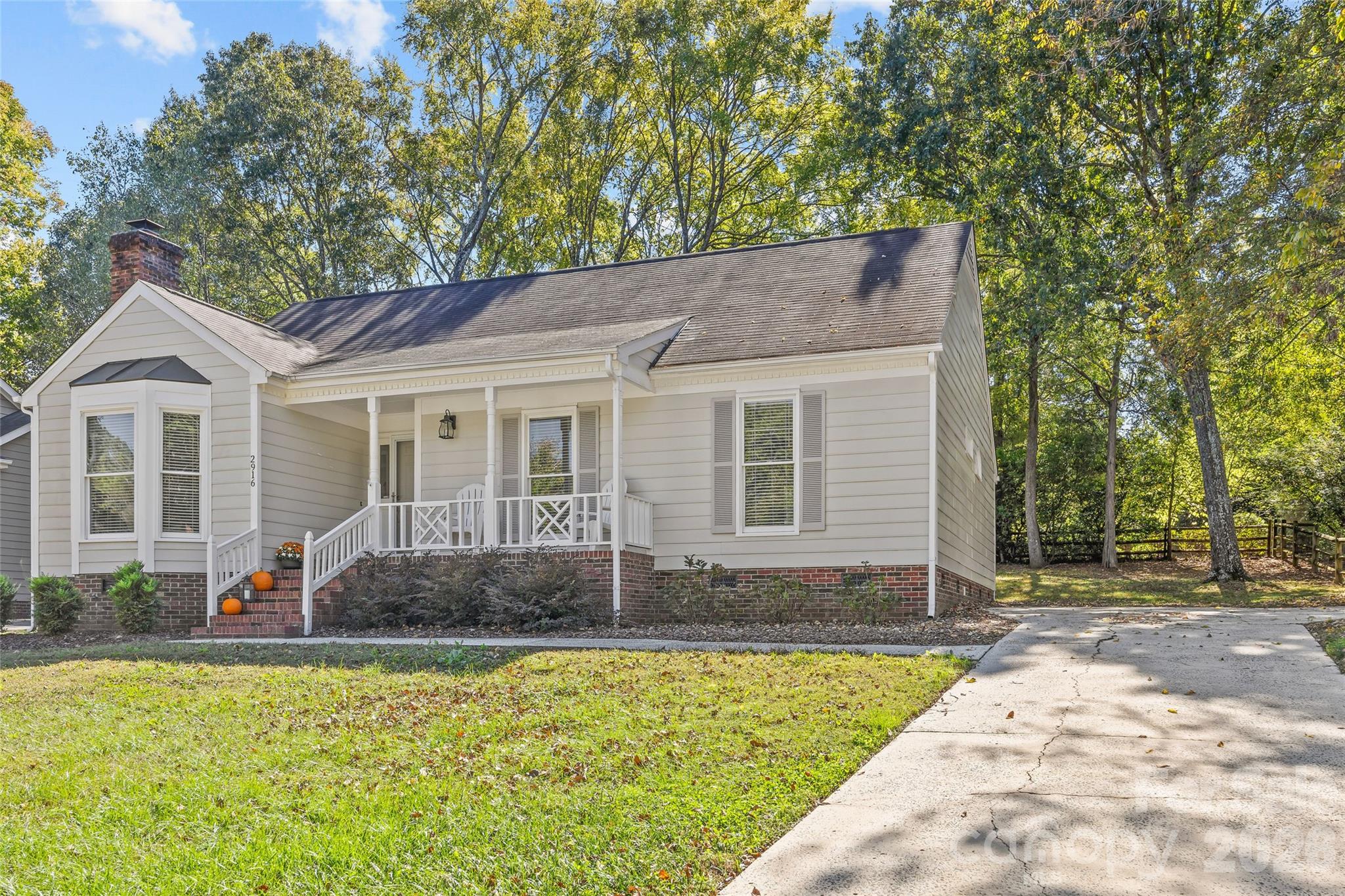 2916 Winghaven Lane