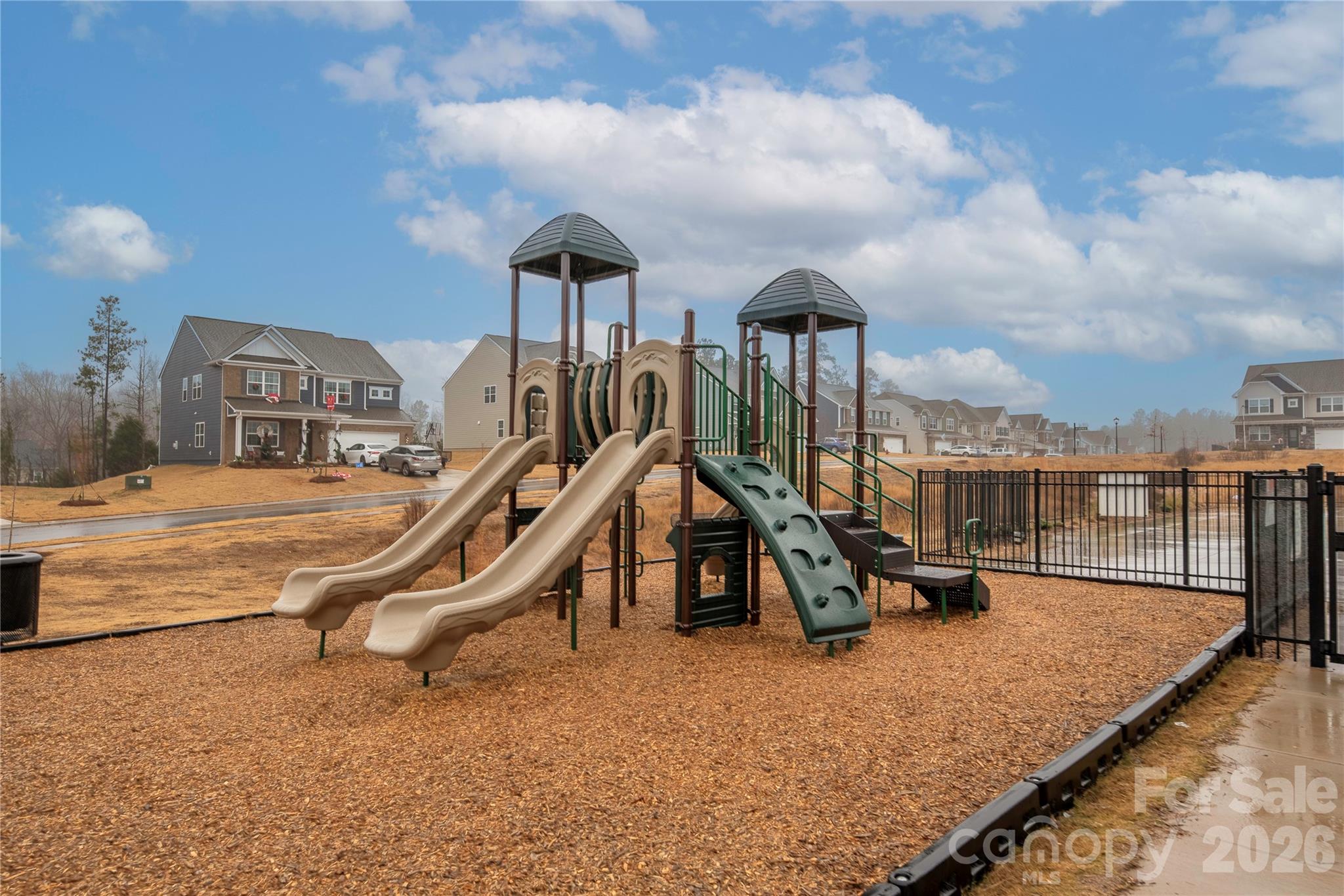 Falls Cove at Lake Norman - Residential