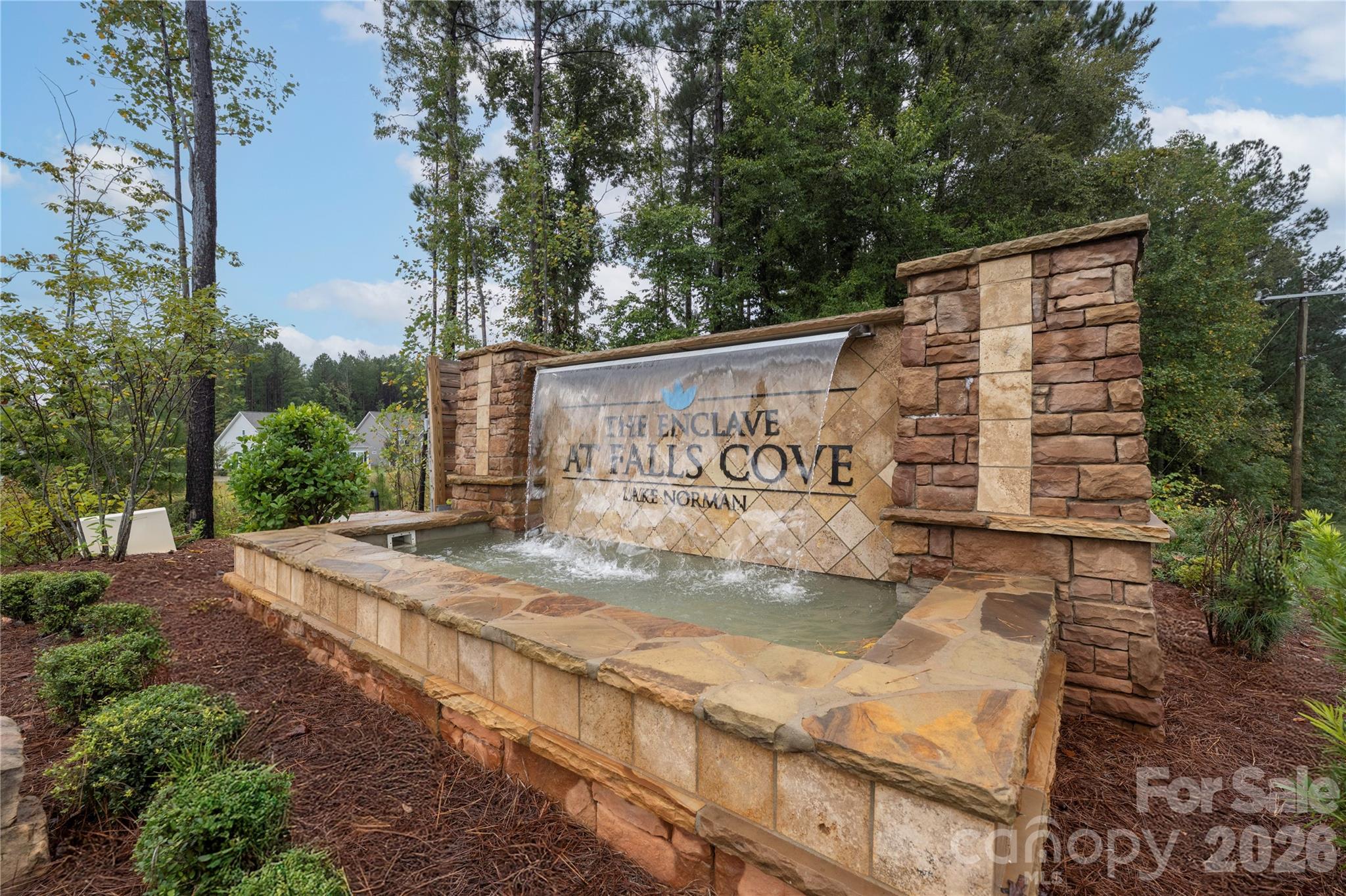 Falls Cove at Lake Norman - Residential