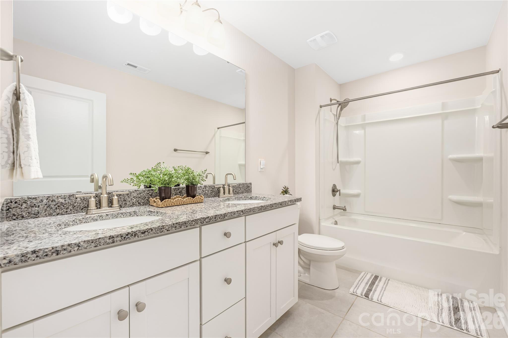 Falls Cove at Lake Norman - Residential