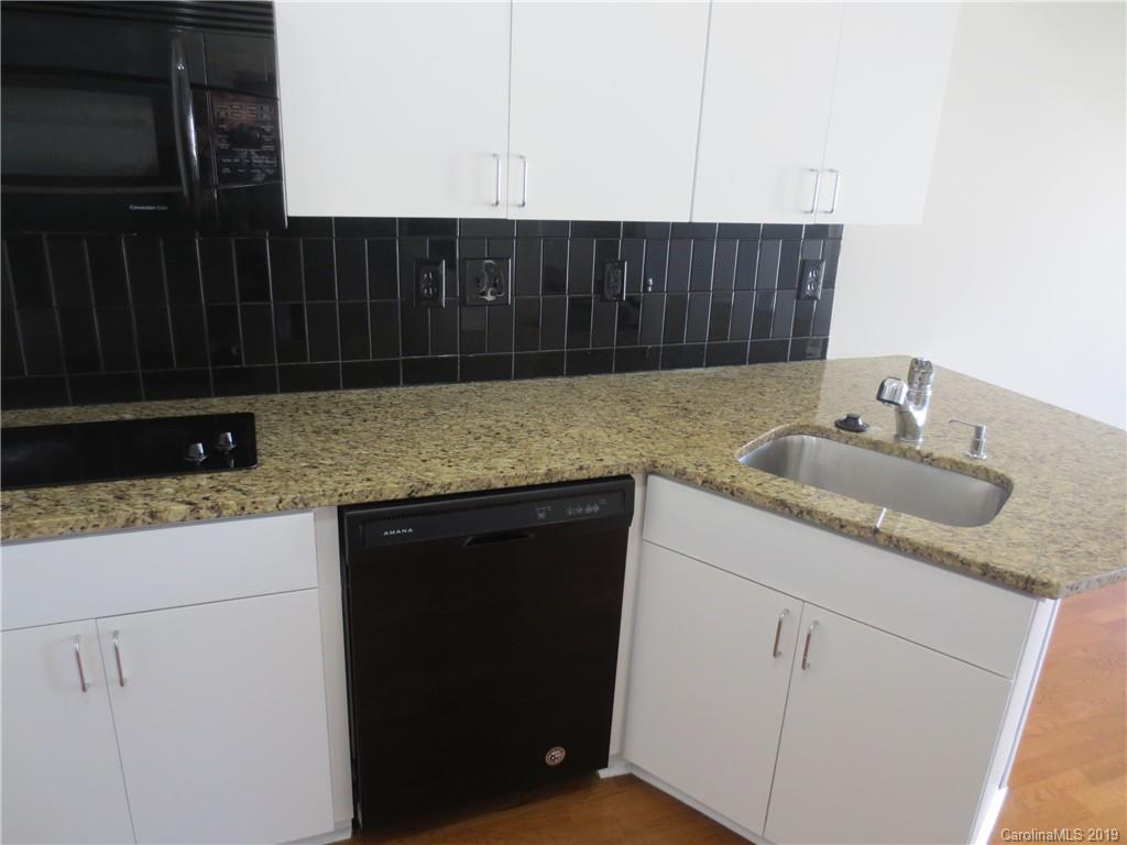 Court 6 - Residential Lease