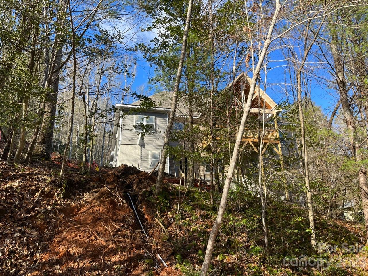 Deerlake Village - Land