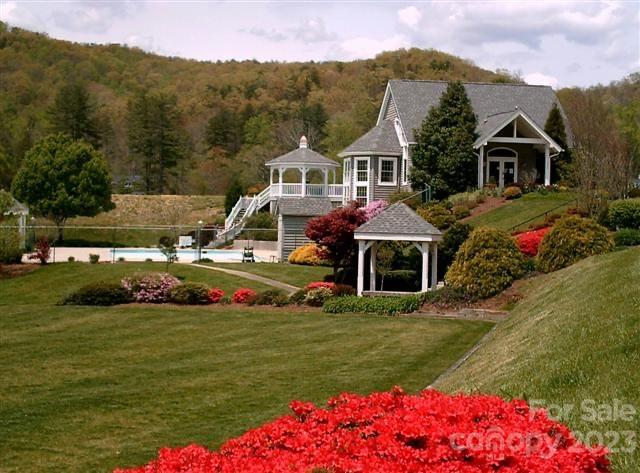 Deerlake Village - Land