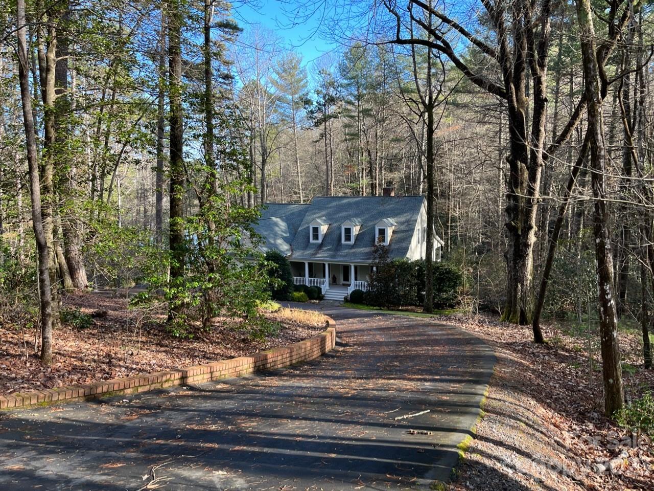 Deerlake Village - Land