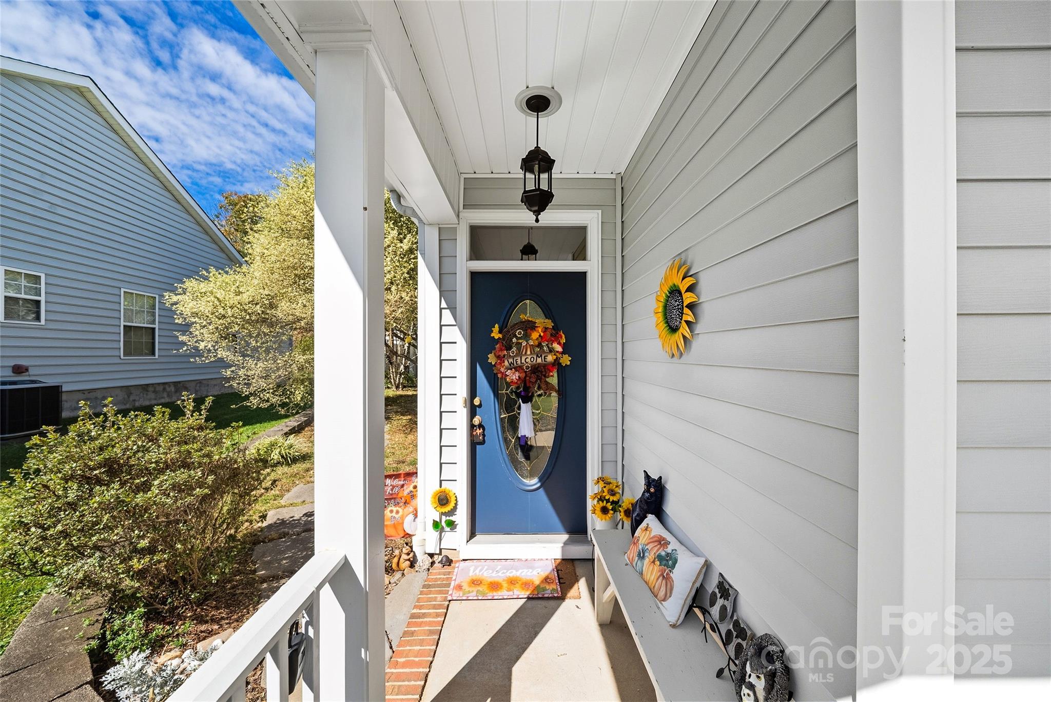 2561 Governors Pointe Court NE