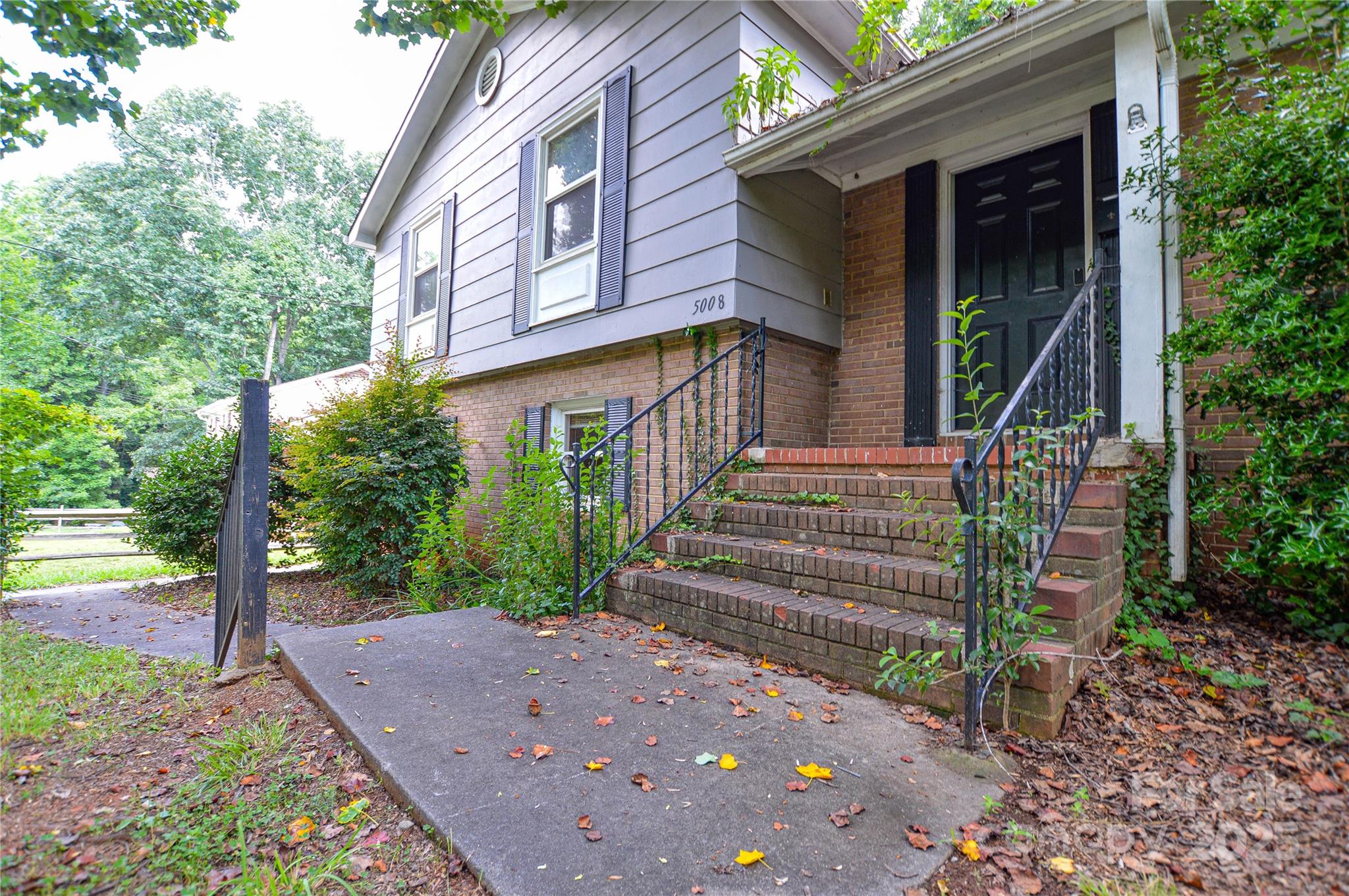 5008 Brooktree Drive