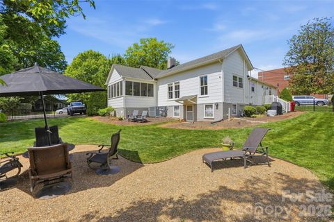 Photo of 303 South Street, Davidson, NC 28036 (MLS # 4371518)