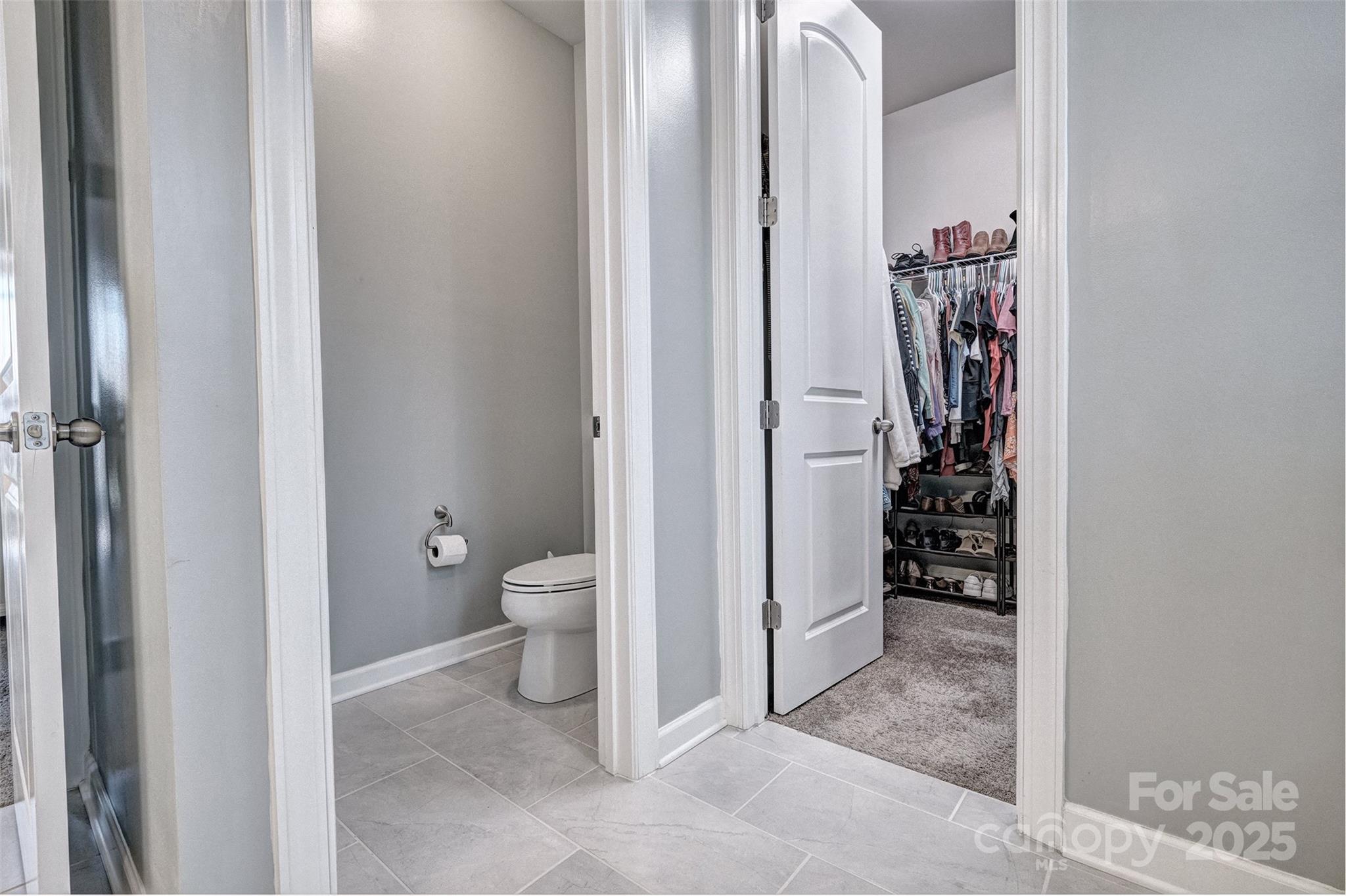 Lake Crest - Residential