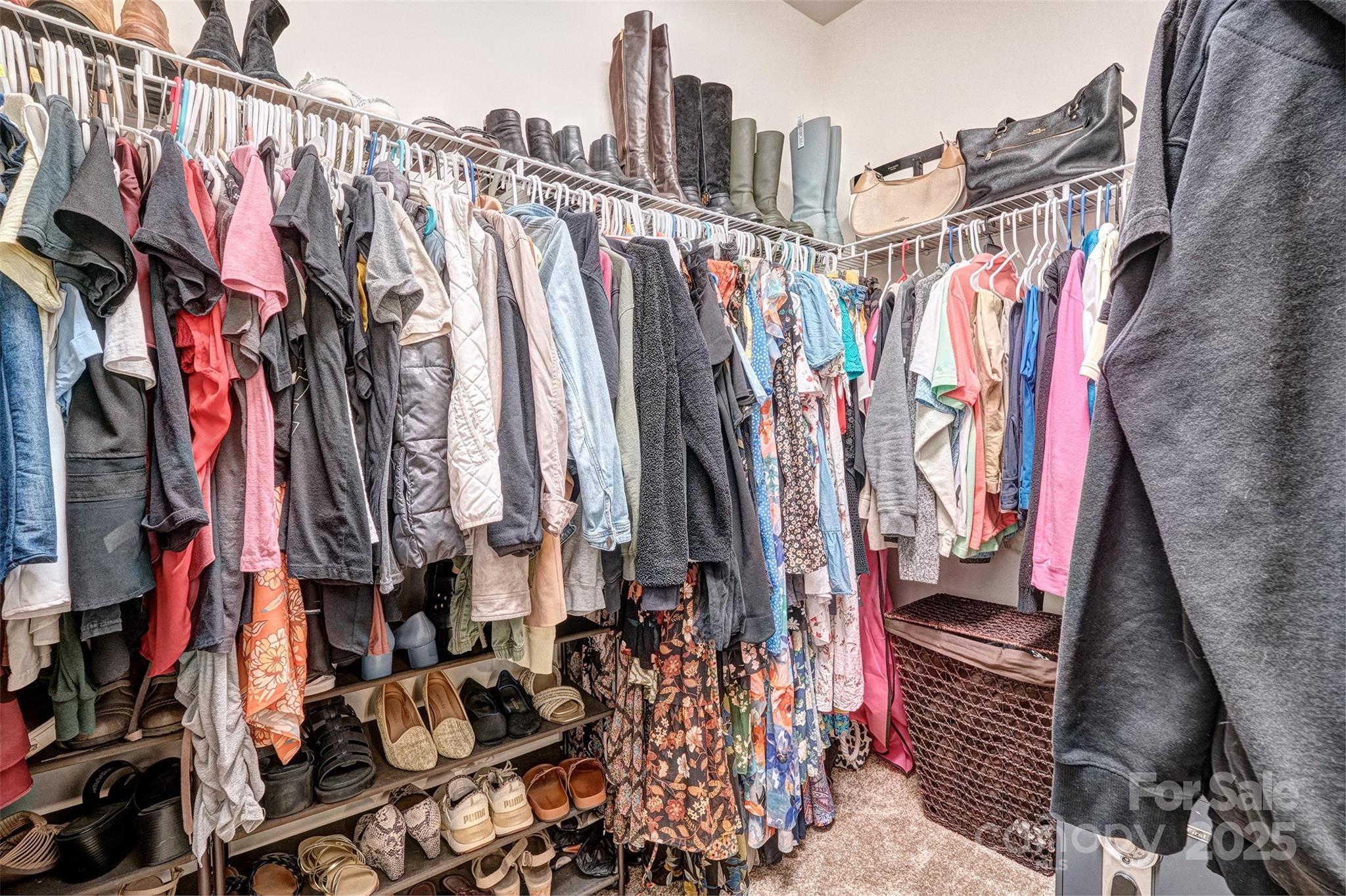 Lake Crest - Residential