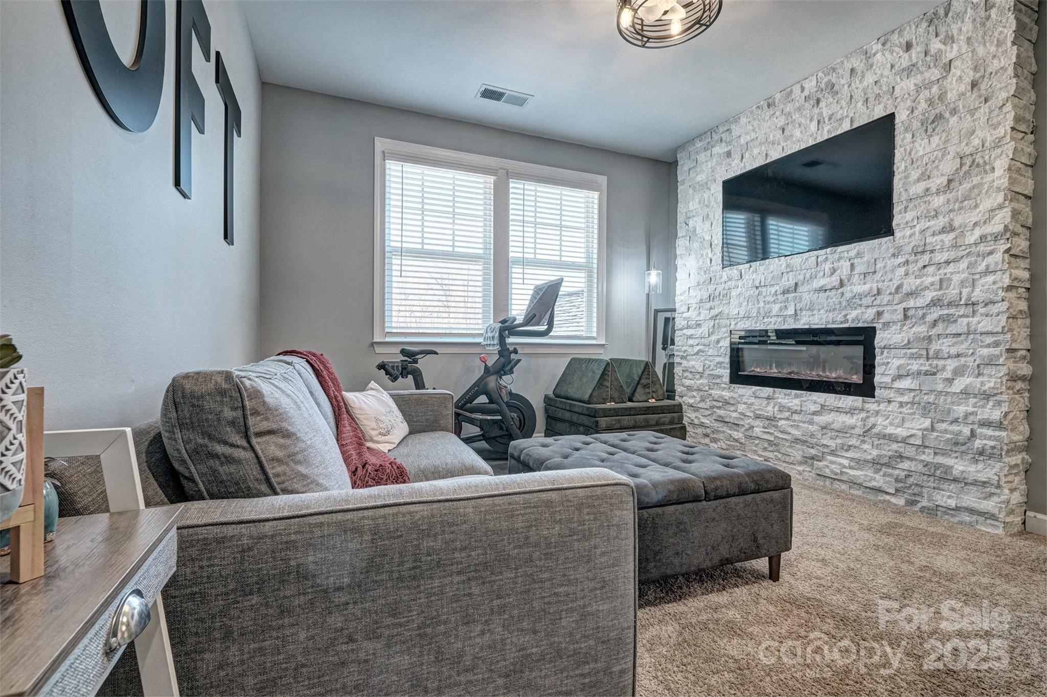 Lake Crest - Residential