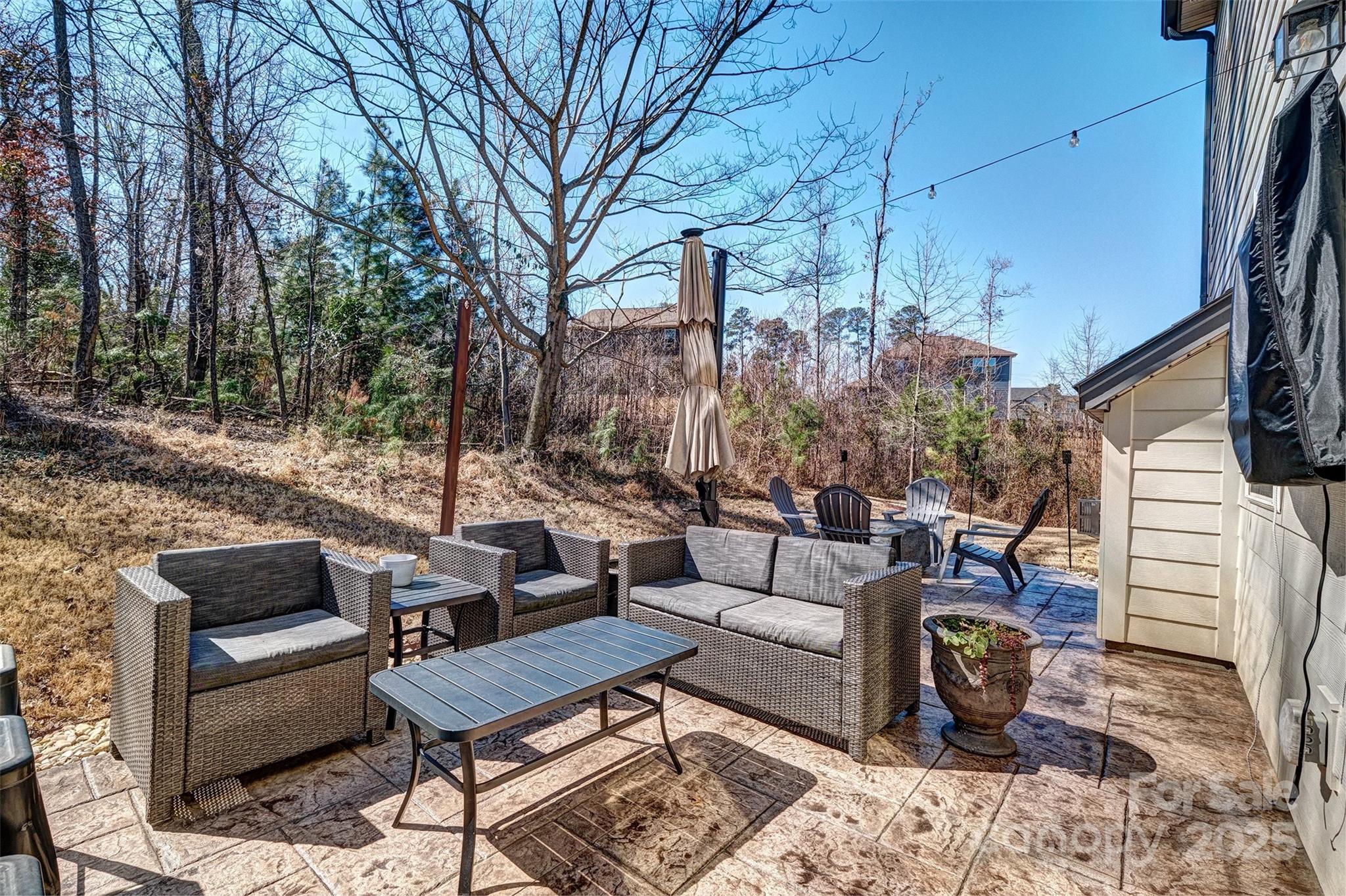 Lake Crest - Residential