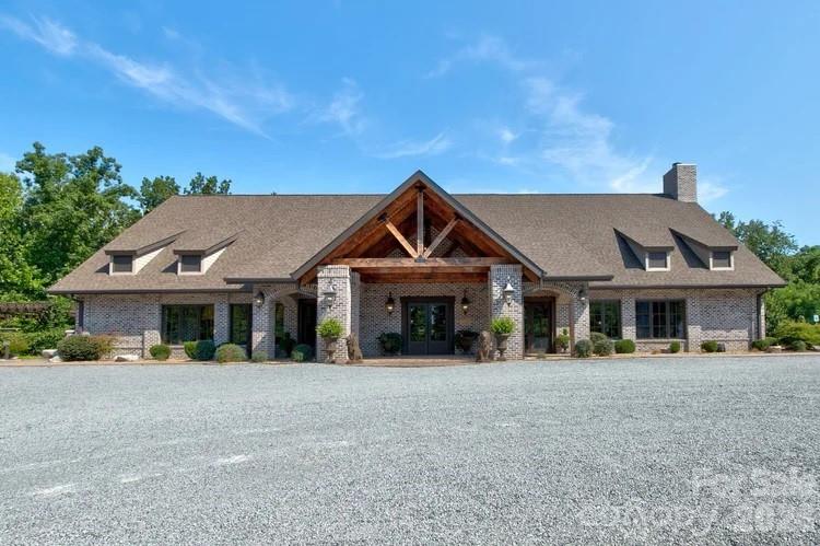4223 Cedar Creek Road