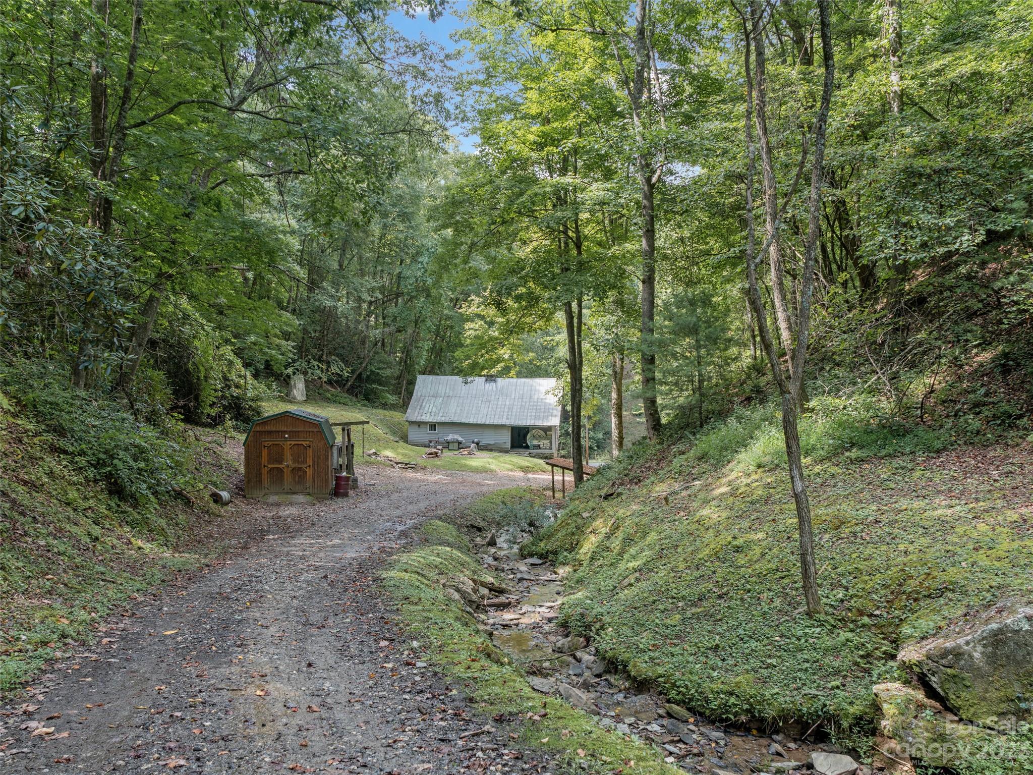 520 White Oak Flats Road