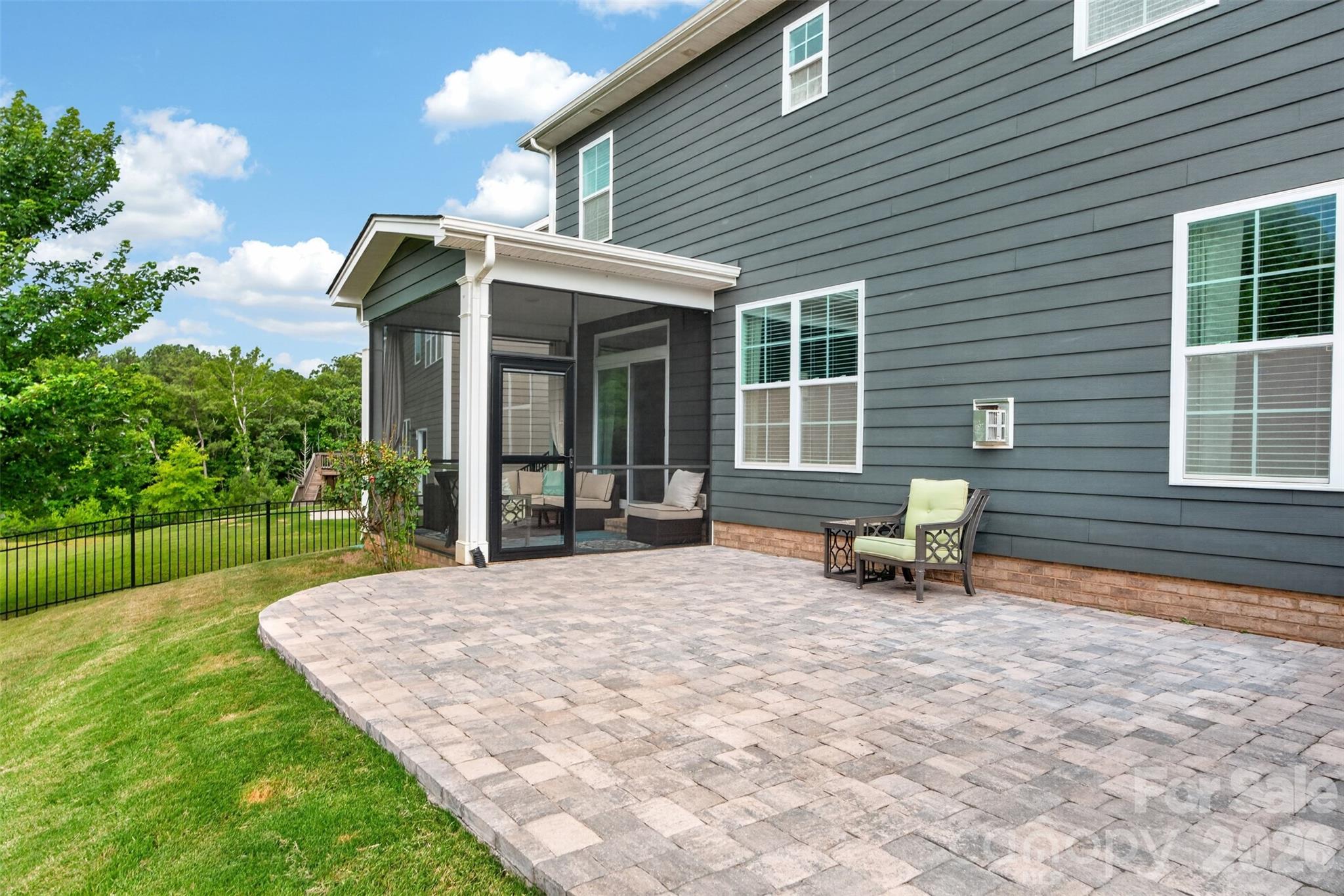 3009 Lydney Circle