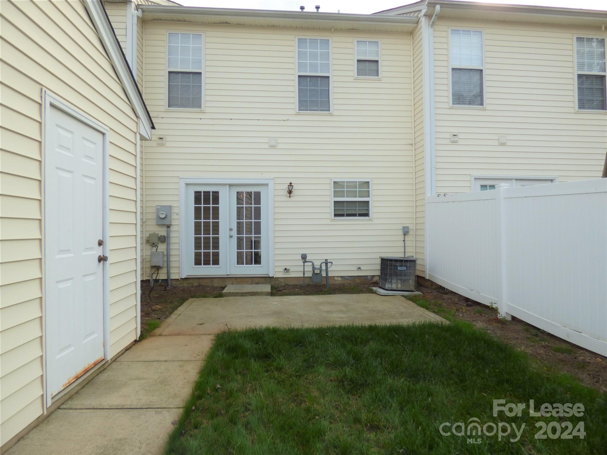 Tanners Creek - Residential Lease