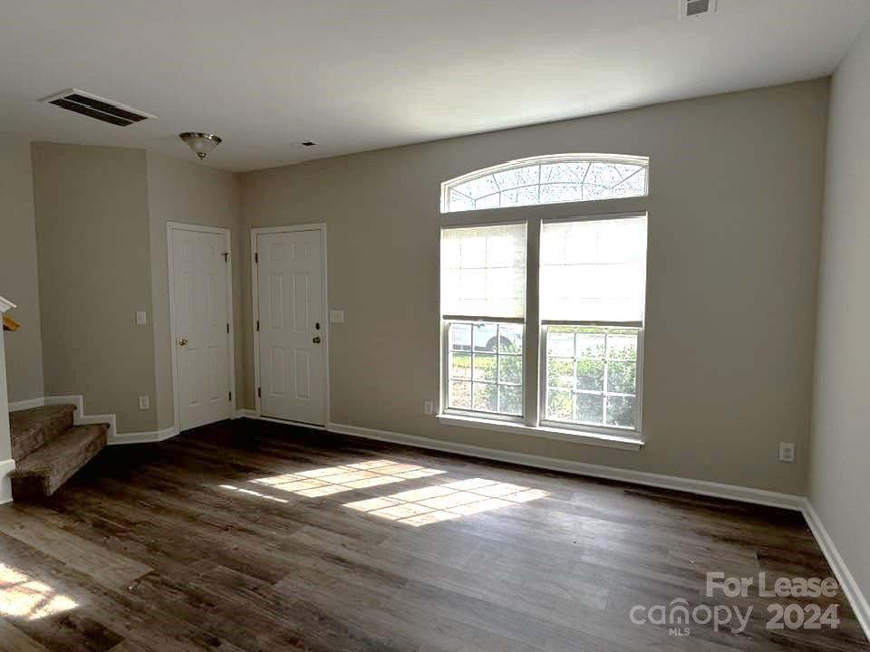 Tanners Creek - Residential Lease