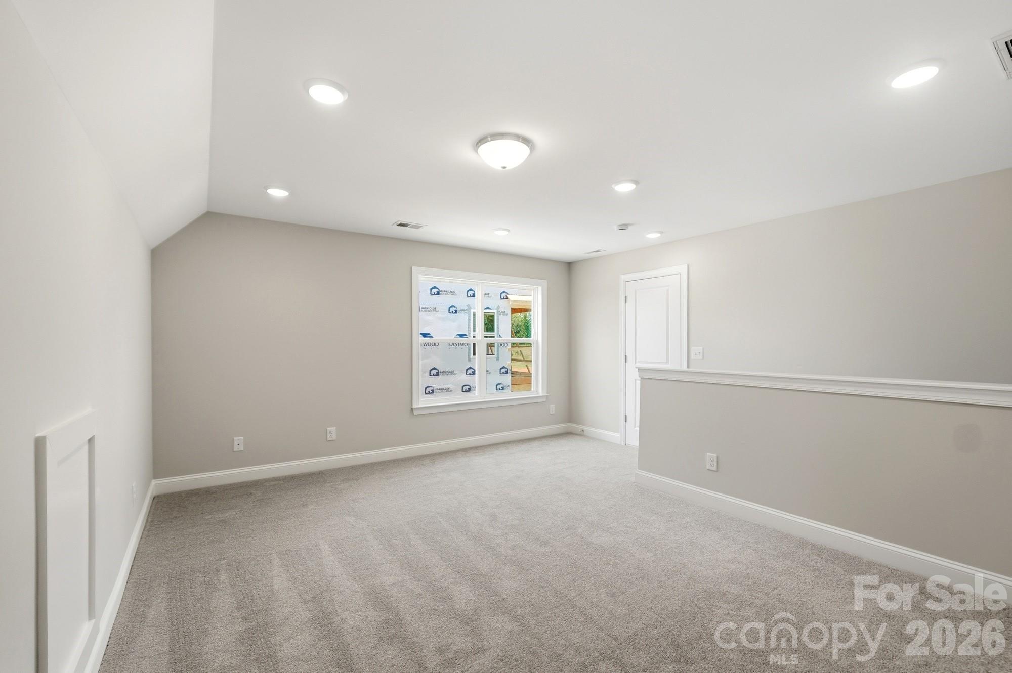 109 Spring Hollow