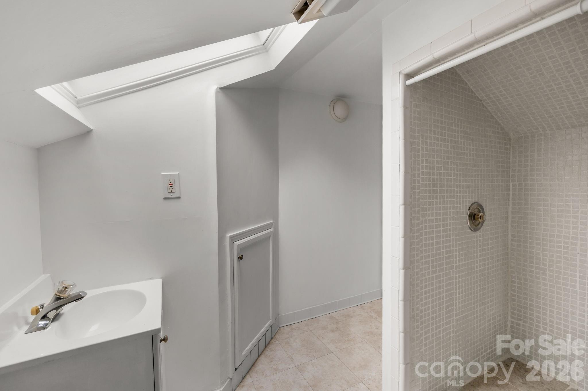 Commonwealth Park - Residential